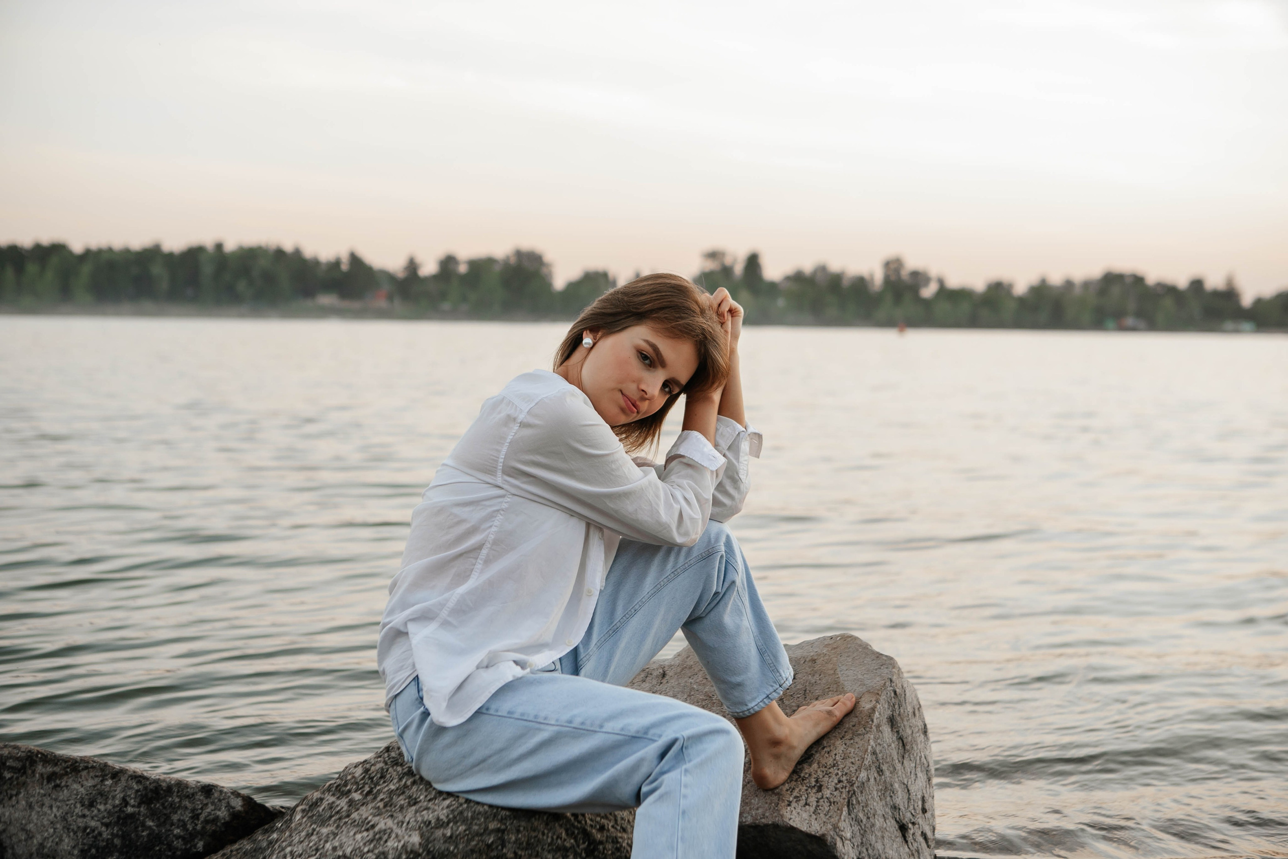 Анастасия у реки. Фотограф Санкт-Петербург Раднаева Юлия