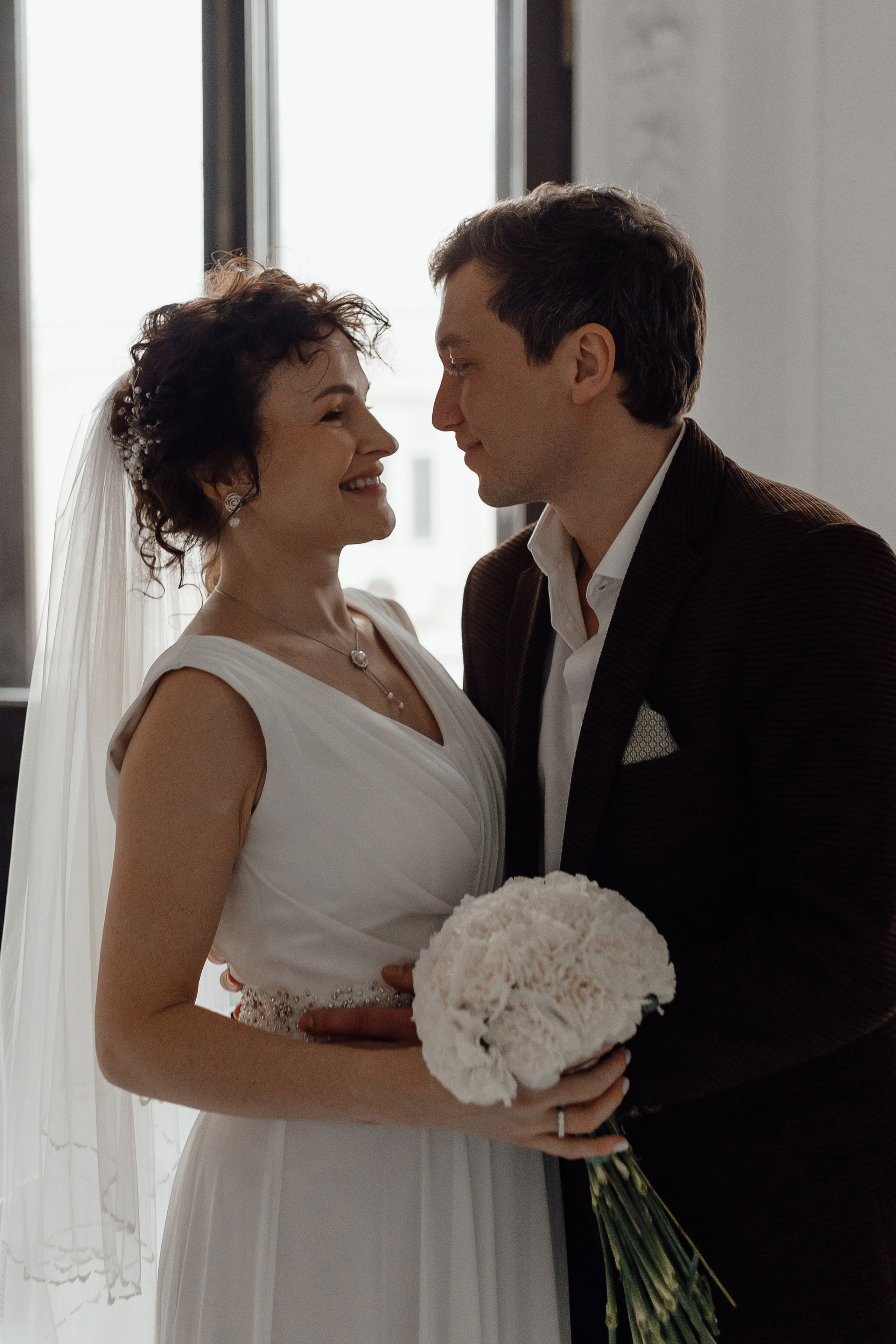 Свадебная фотосессия в Особняке Спиридонова