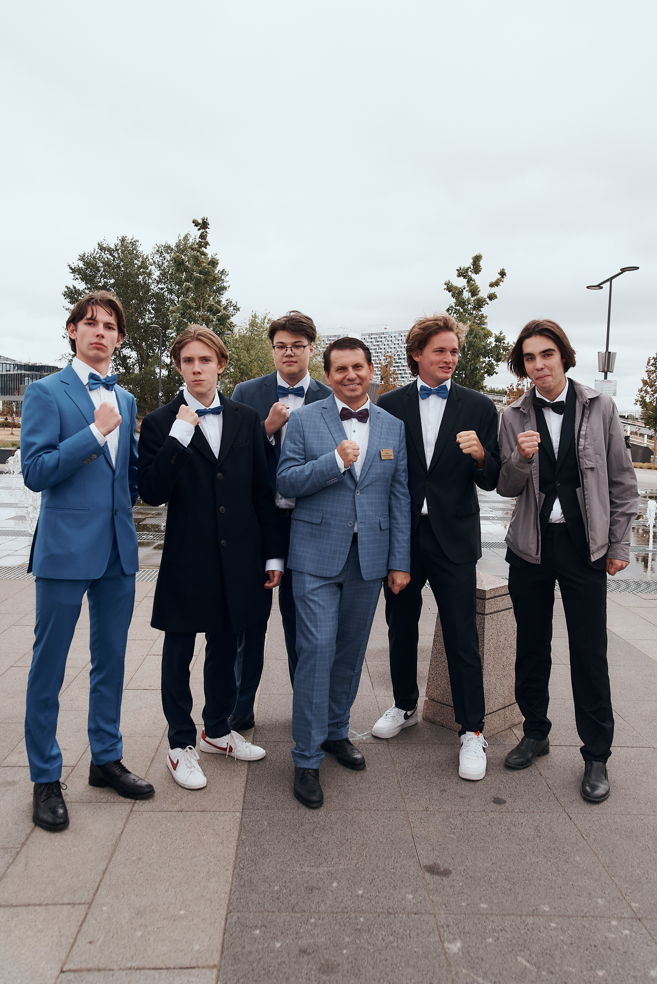 ШКОЛЬНАЯ ЛИНЕЙКА. Фотограф Москва Софа Ревчук