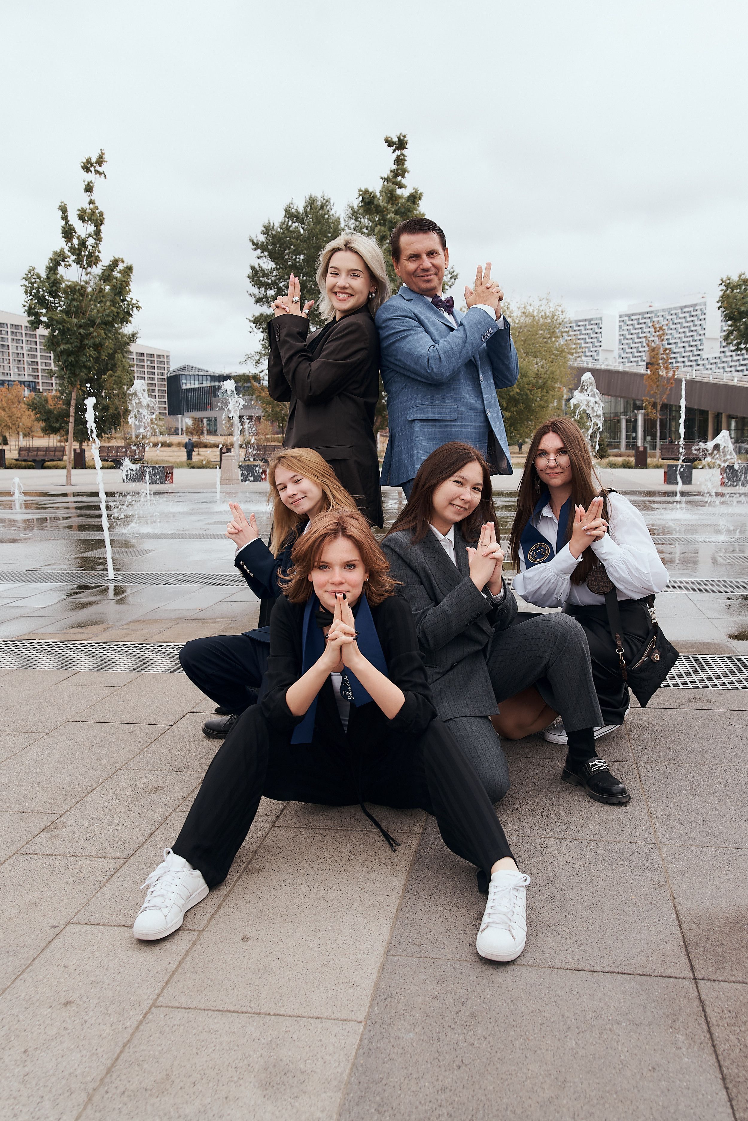 ШКОЛЬНАЯ ЛИНЕЙКА. Фотограф Москва Софа Ревчук