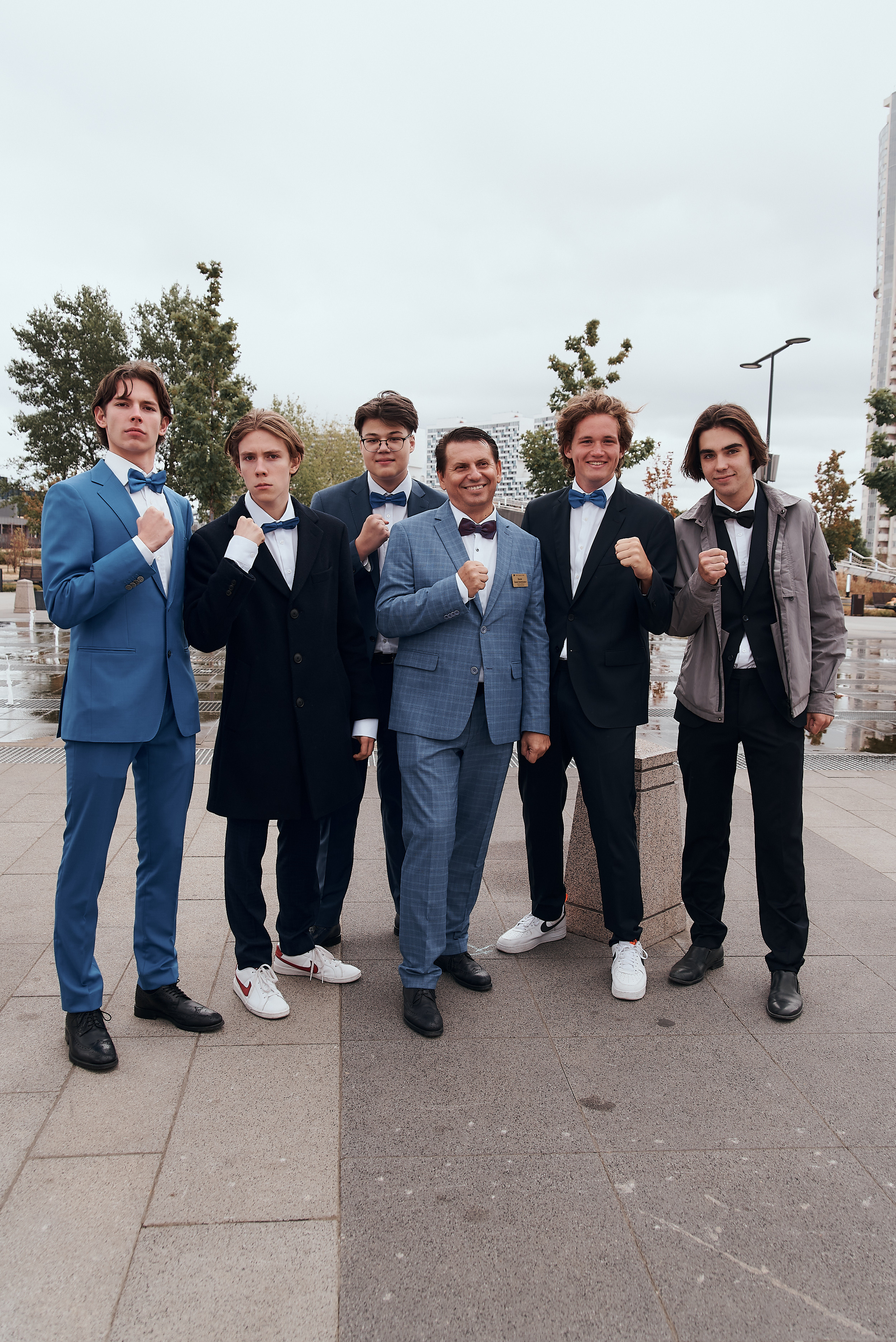 ШКОЛЬНАЯ ЛИНЕЙКА. Фотограф Москва Софа Ревчук