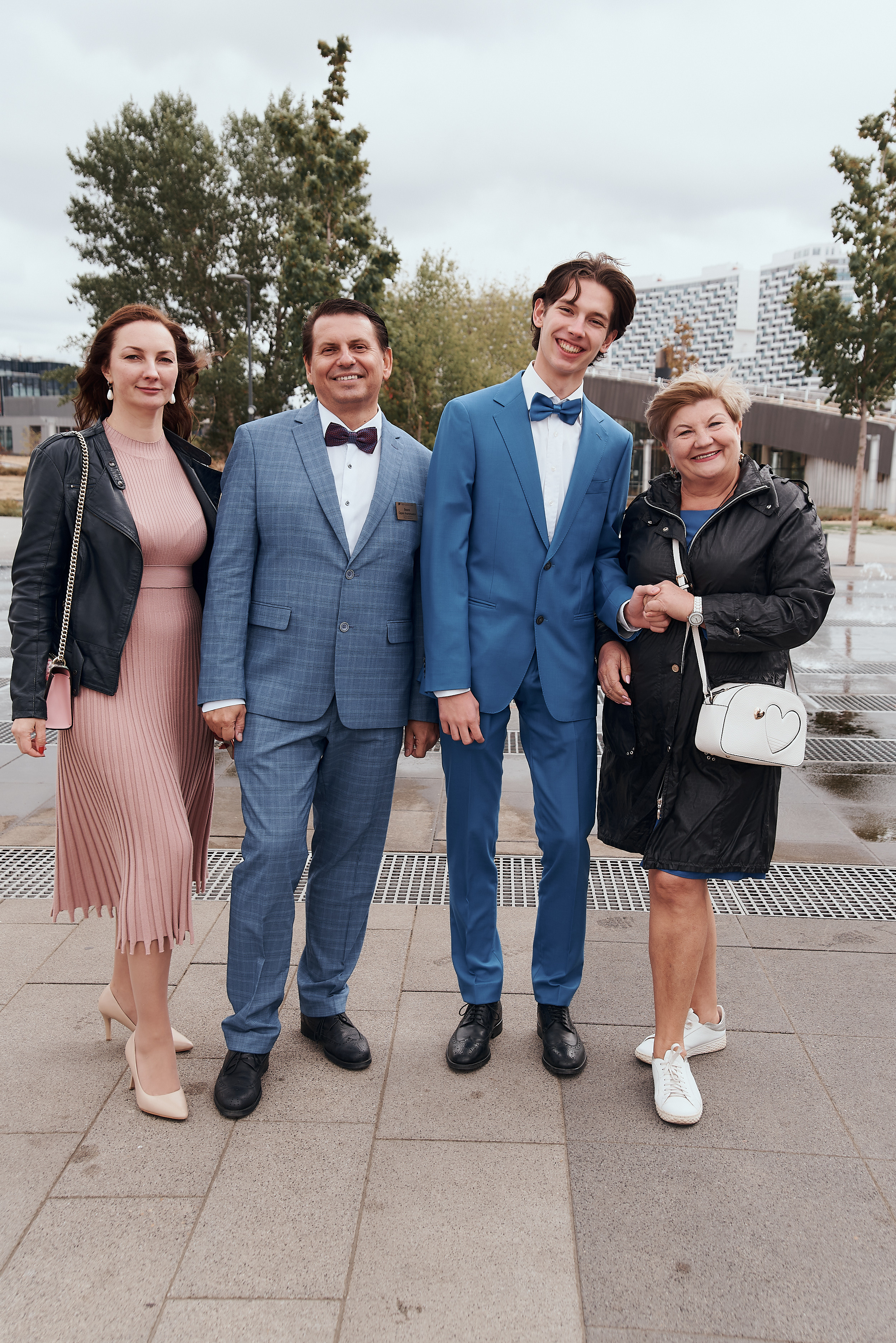 ШКОЛЬНАЯ ЛИНЕЙКА. Фотограф Москва Софа Ревчук