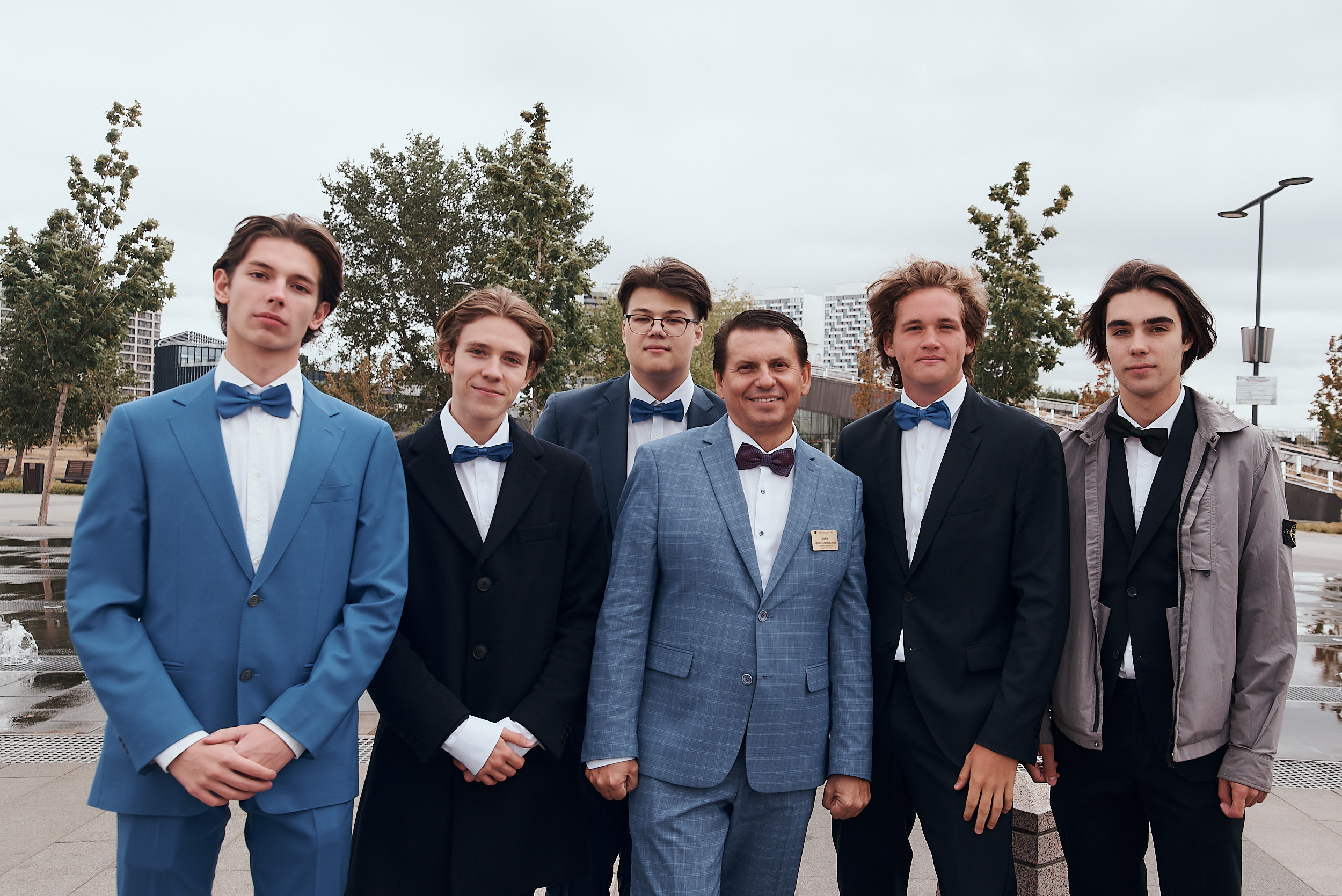 ШКОЛЬНАЯ ЛИНЕЙКА. Фотограф Москва Софа Ревчук