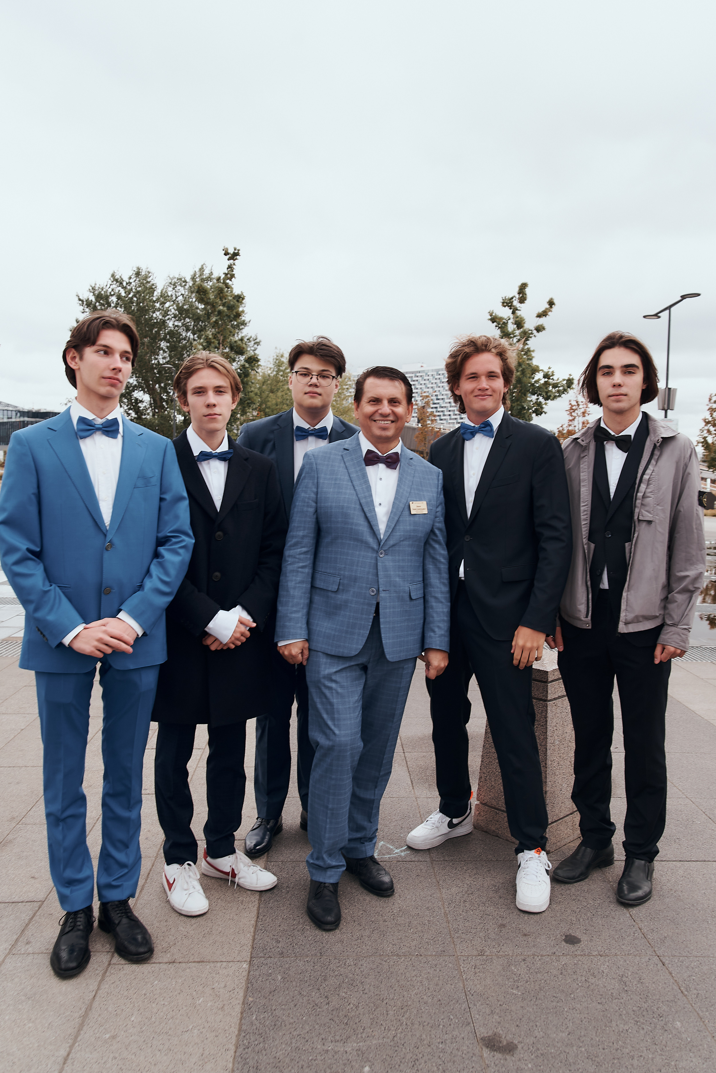 ШКОЛЬНАЯ ЛИНЕЙКА. Фотограф Москва Софа Ревчук