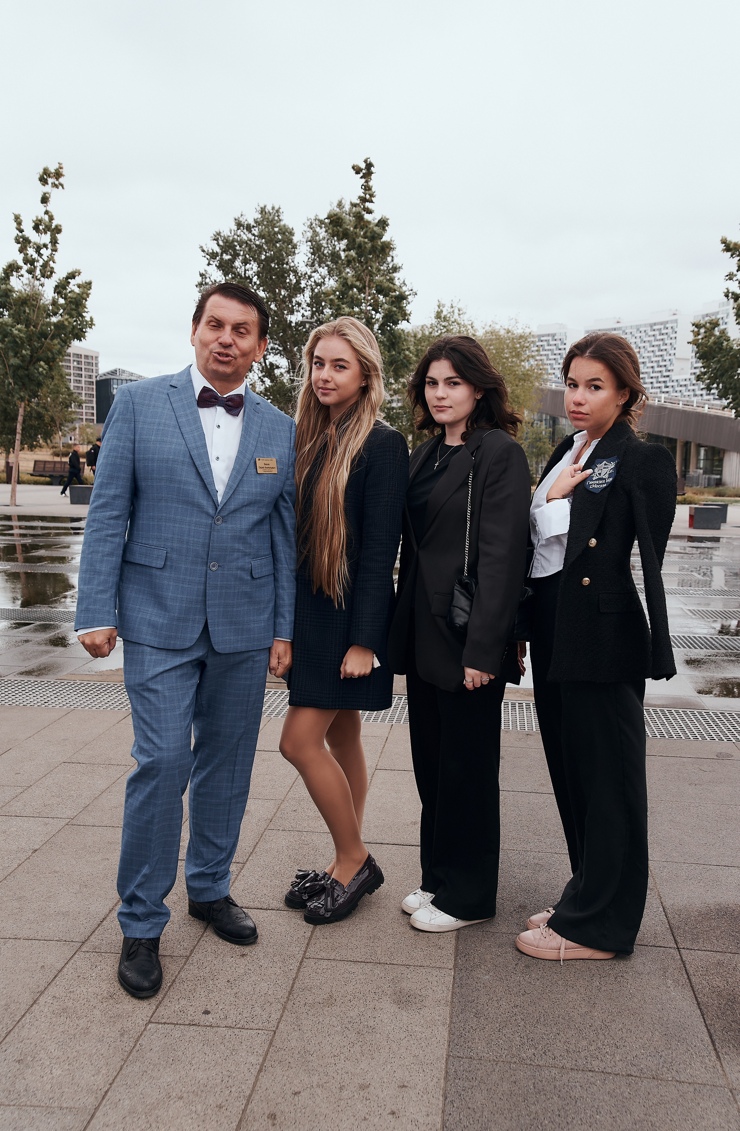 ШКОЛЬНАЯ ЛИНЕЙКА. Фотограф Москва Софа Ревчук