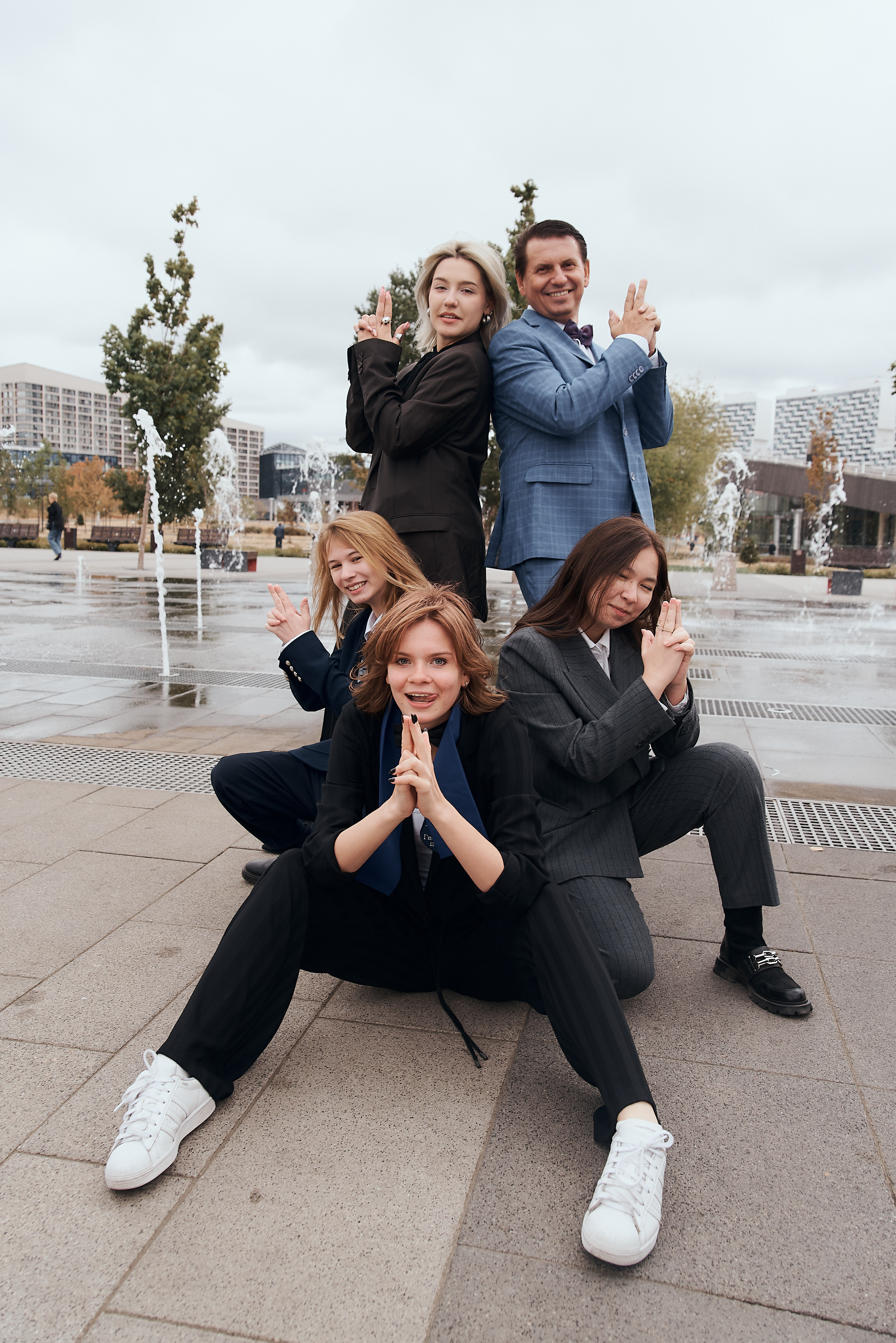 ШКОЛЬНАЯ ЛИНЕЙКА. Фотограф Москва Софа Ревчук