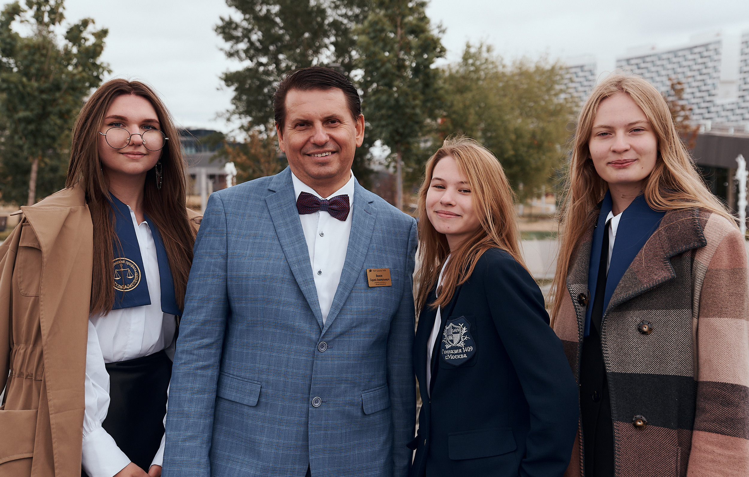 ШКОЛЬНАЯ ЛИНЕЙКА. Фотограф Москва Софа Ревчук