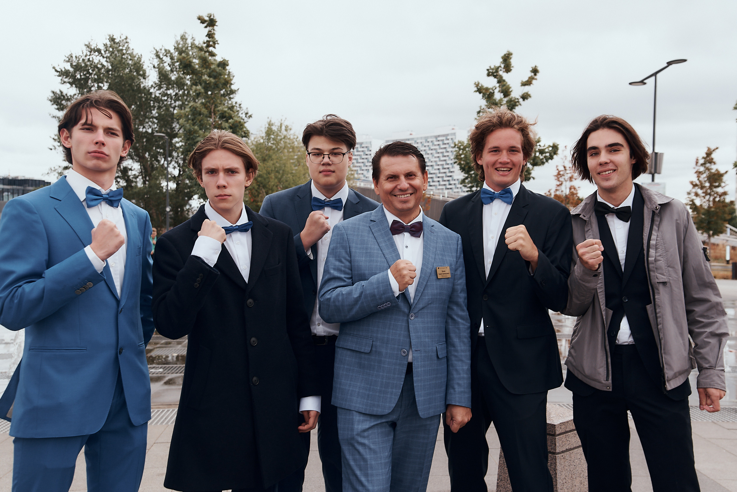 ШКОЛЬНАЯ ЛИНЕЙКА. Фотограф Москва Софа Ревчук