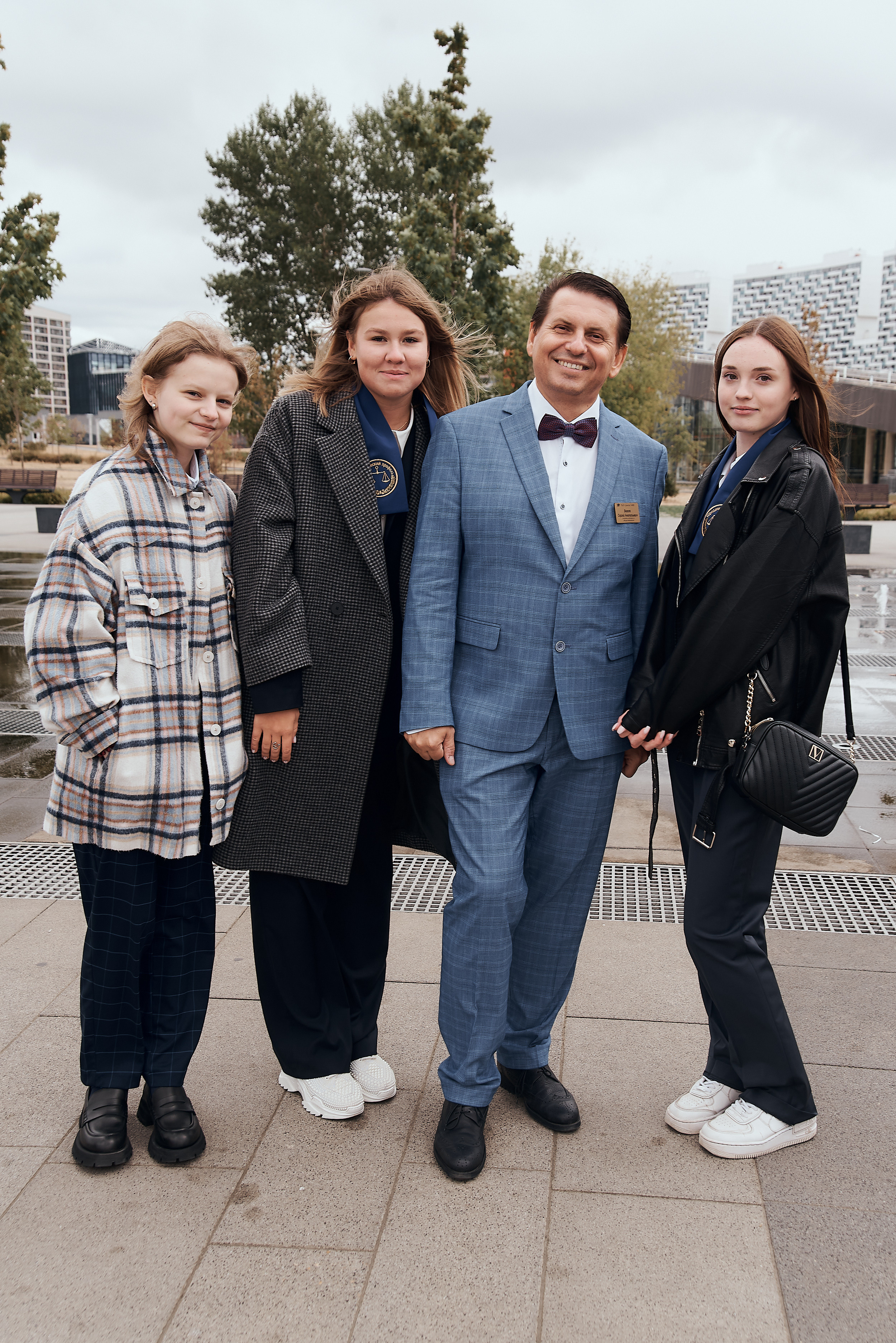 ШКОЛЬНАЯ ЛИНЕЙКА. Фотограф Москва Софа Ревчук