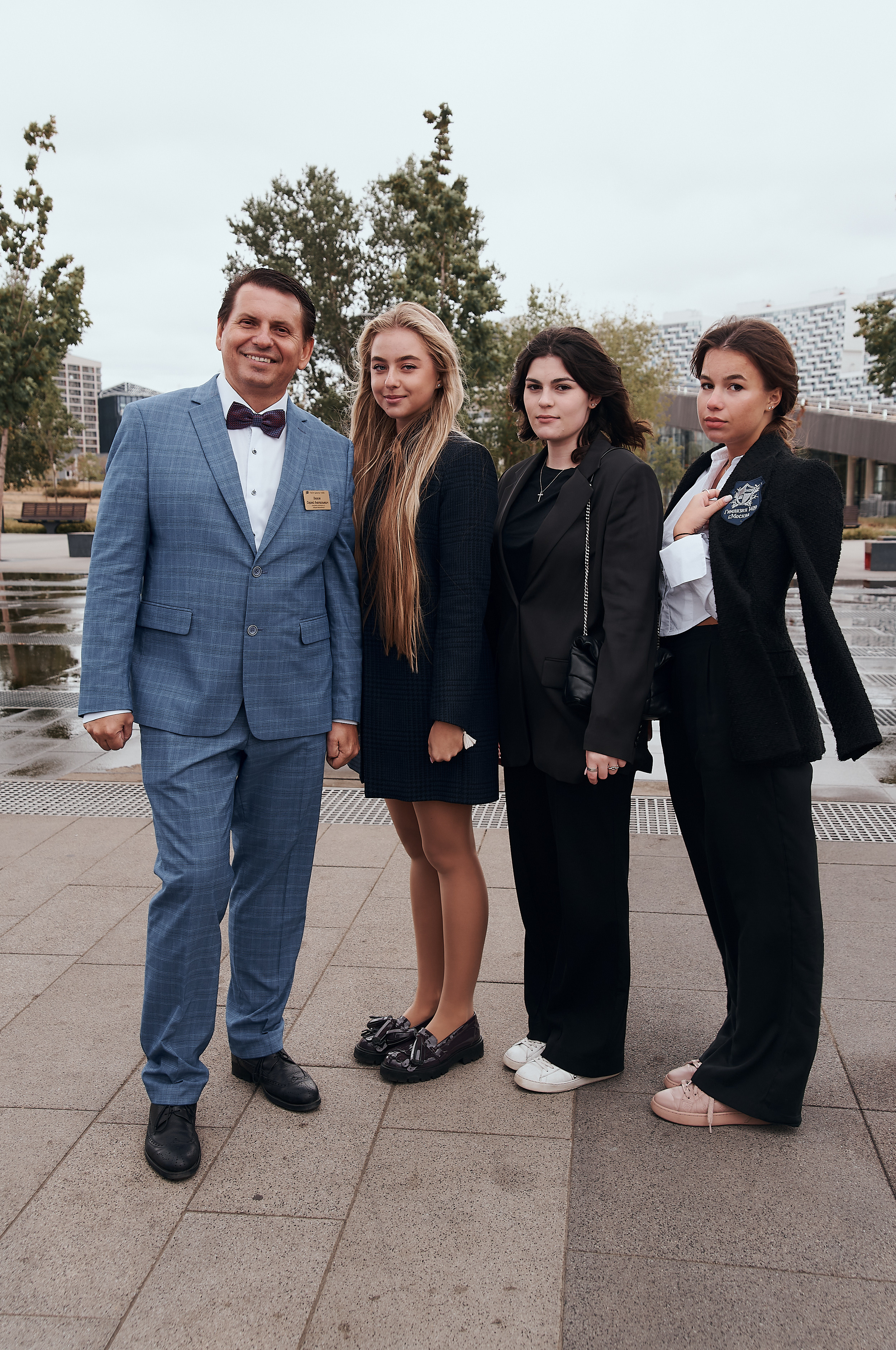 ШКОЛЬНАЯ ЛИНЕЙКА. Фотограф Москва Софа Ревчук