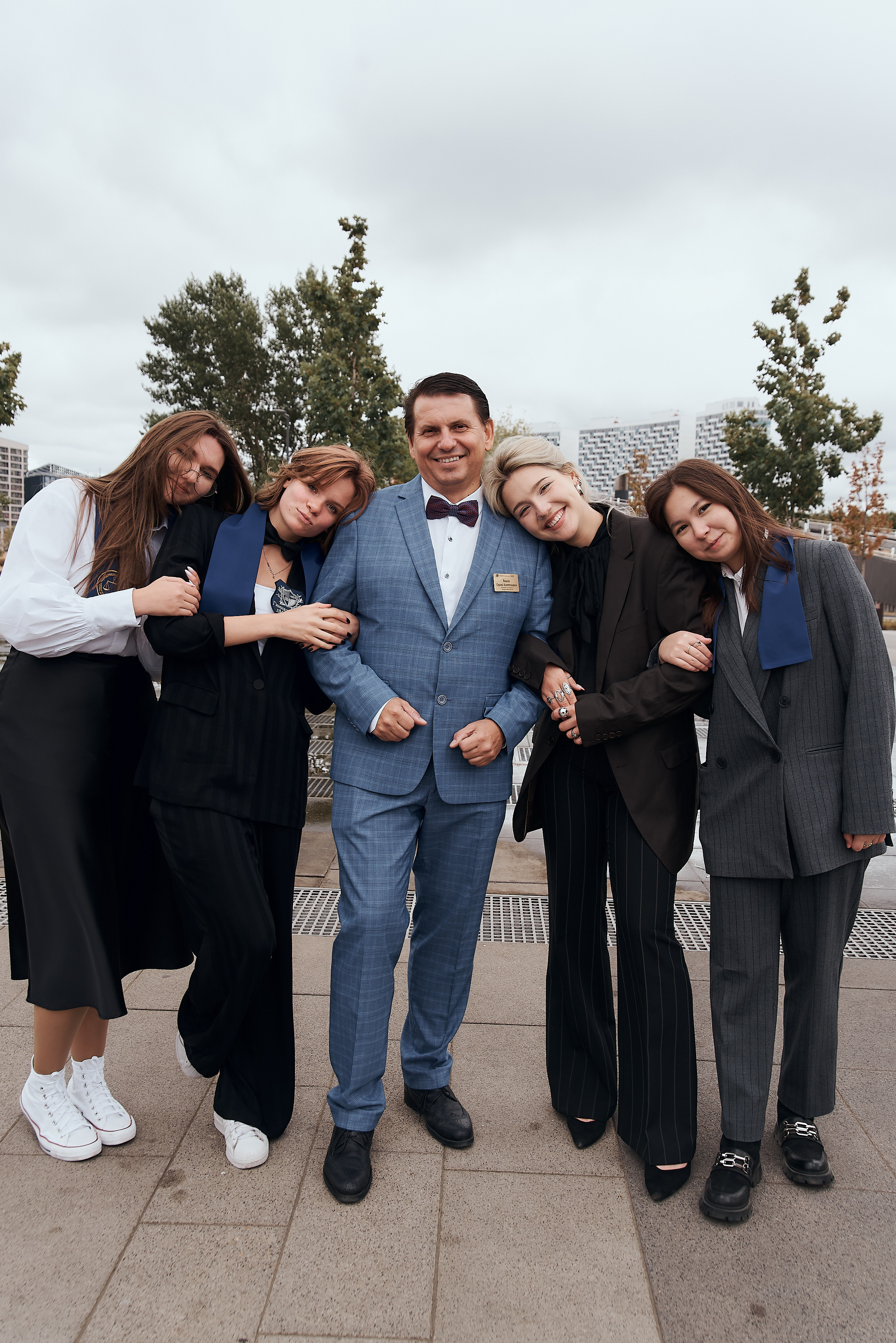 ШКОЛЬНАЯ ЛИНЕЙКА. Фотограф Москва Софа Ревчук