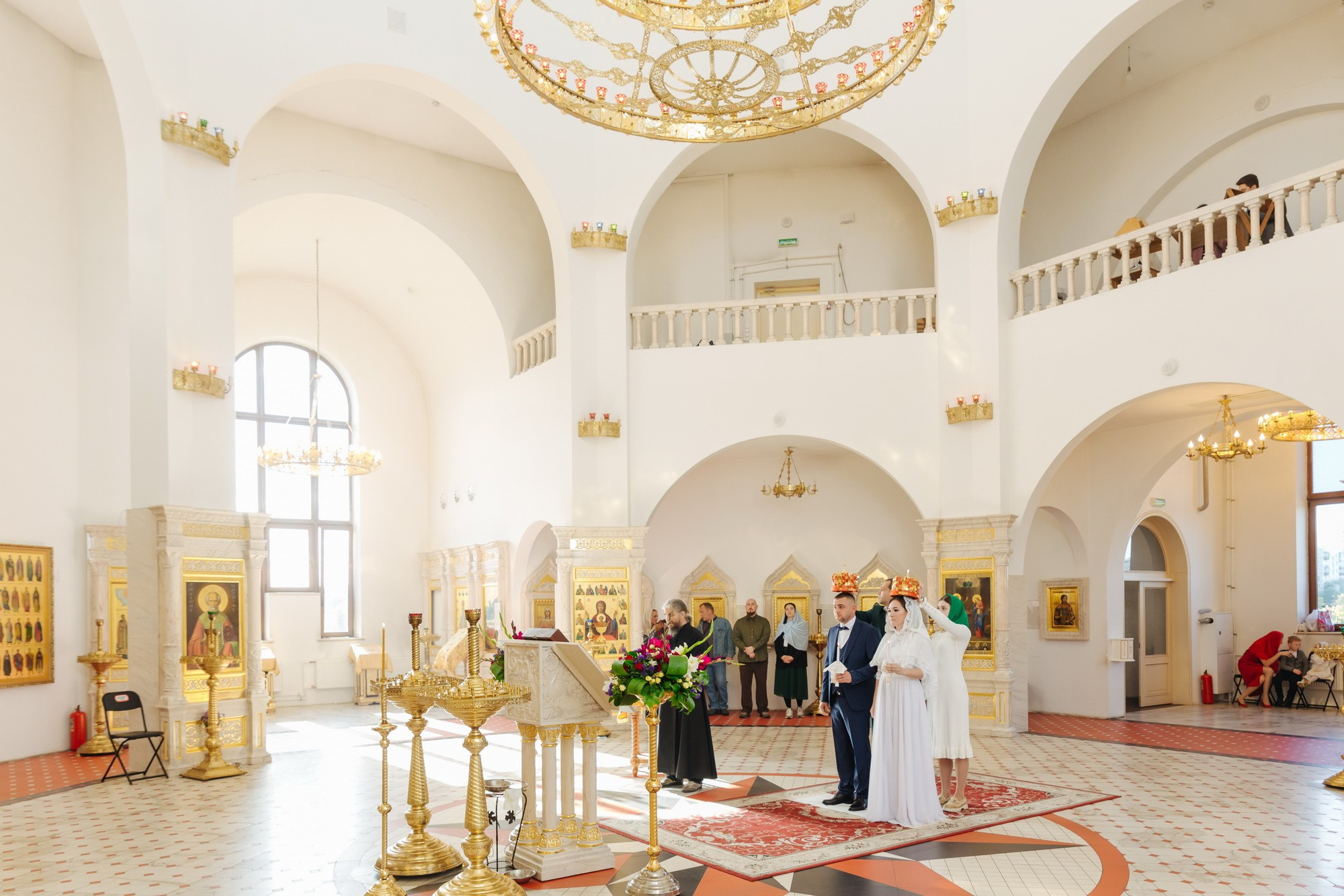 Венчание, церковь Преображения Господня в Лигово. Фотограф крещение венчание в Петербурге! Помогает подобрать храм и посоветовал душевного батюшку в СПб