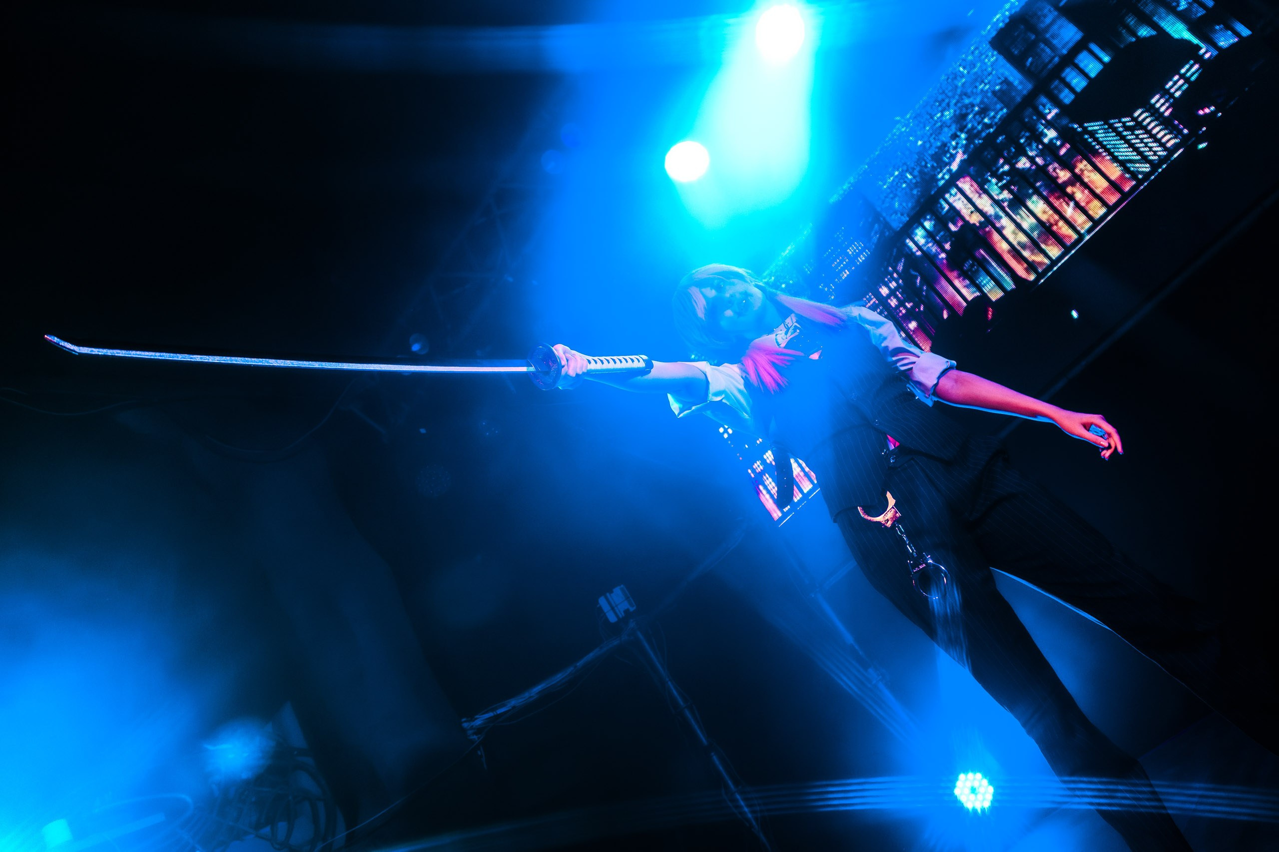 09.08.25 N.E.E.T. Репортажный фотограф Екатеринбург | Яркий, качественный репортаж | Концерты, клубы, репортаж, праздники, корпоративы