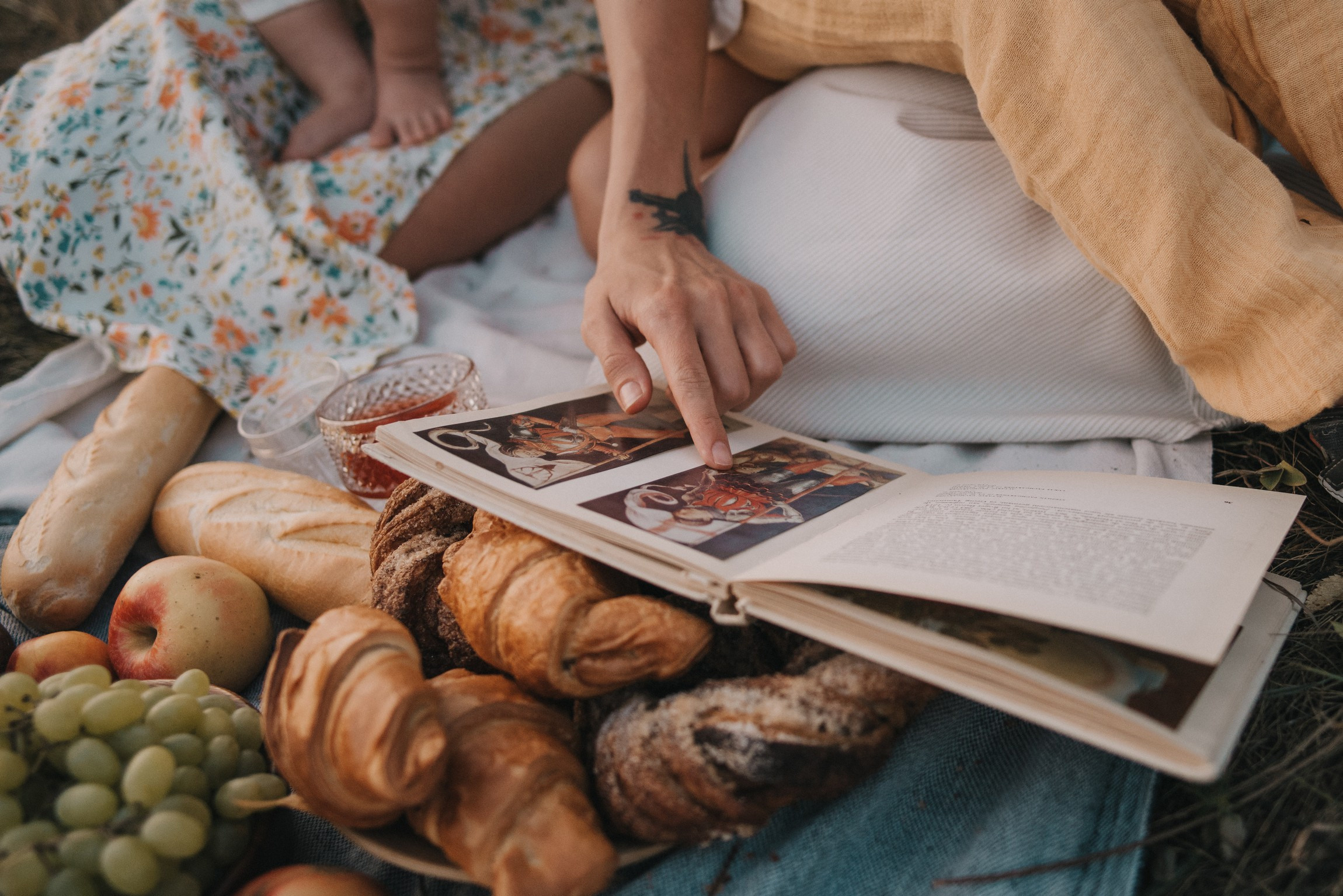 Сёстры. Фотограф новорожденных в стиле lifestyle в Воронеже Юлия Ключникова