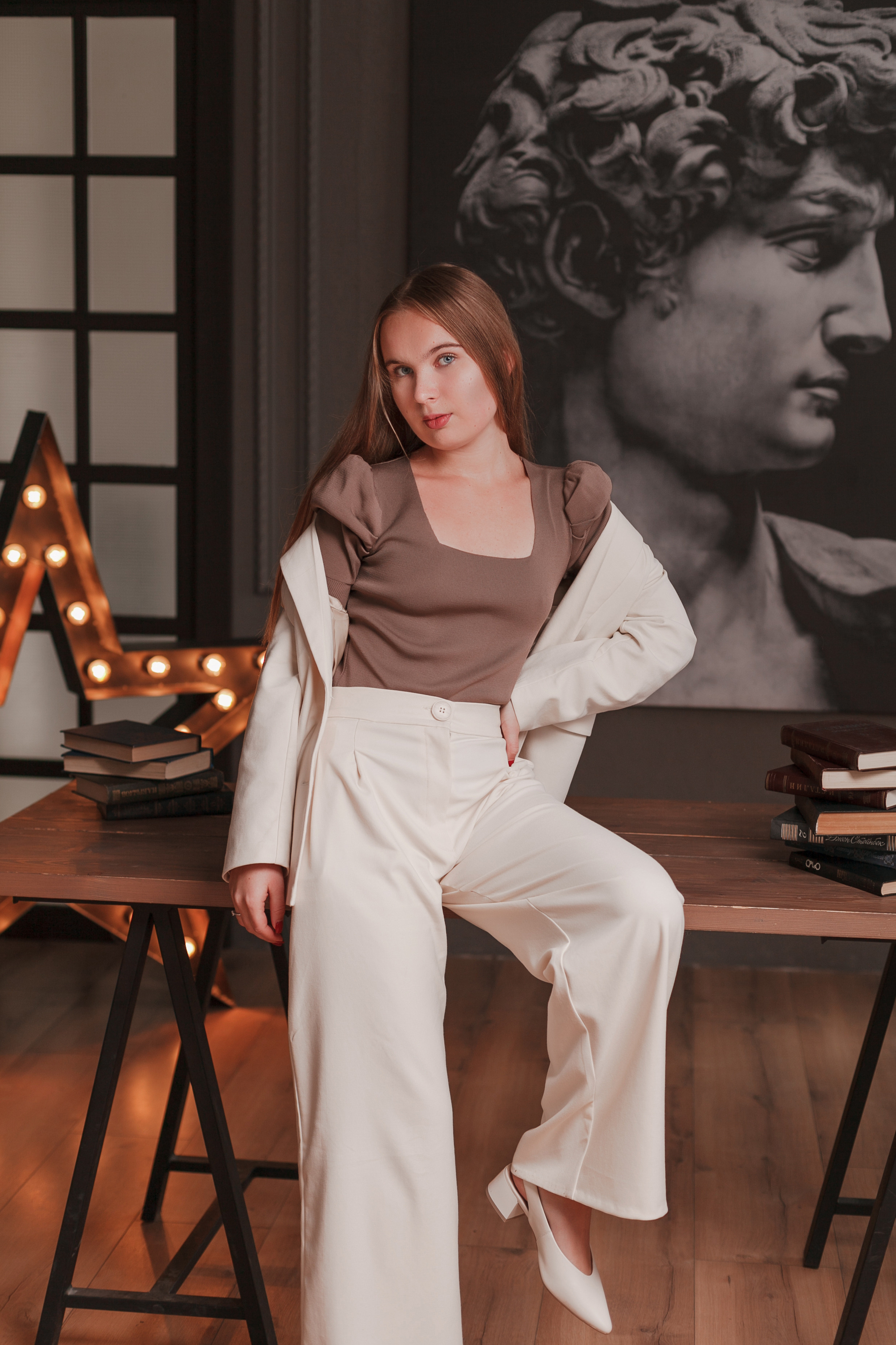 Фотосессия выпускников в студии. Ирина Коновалова школьный фотограф. Выпускные альбомы Ярославль