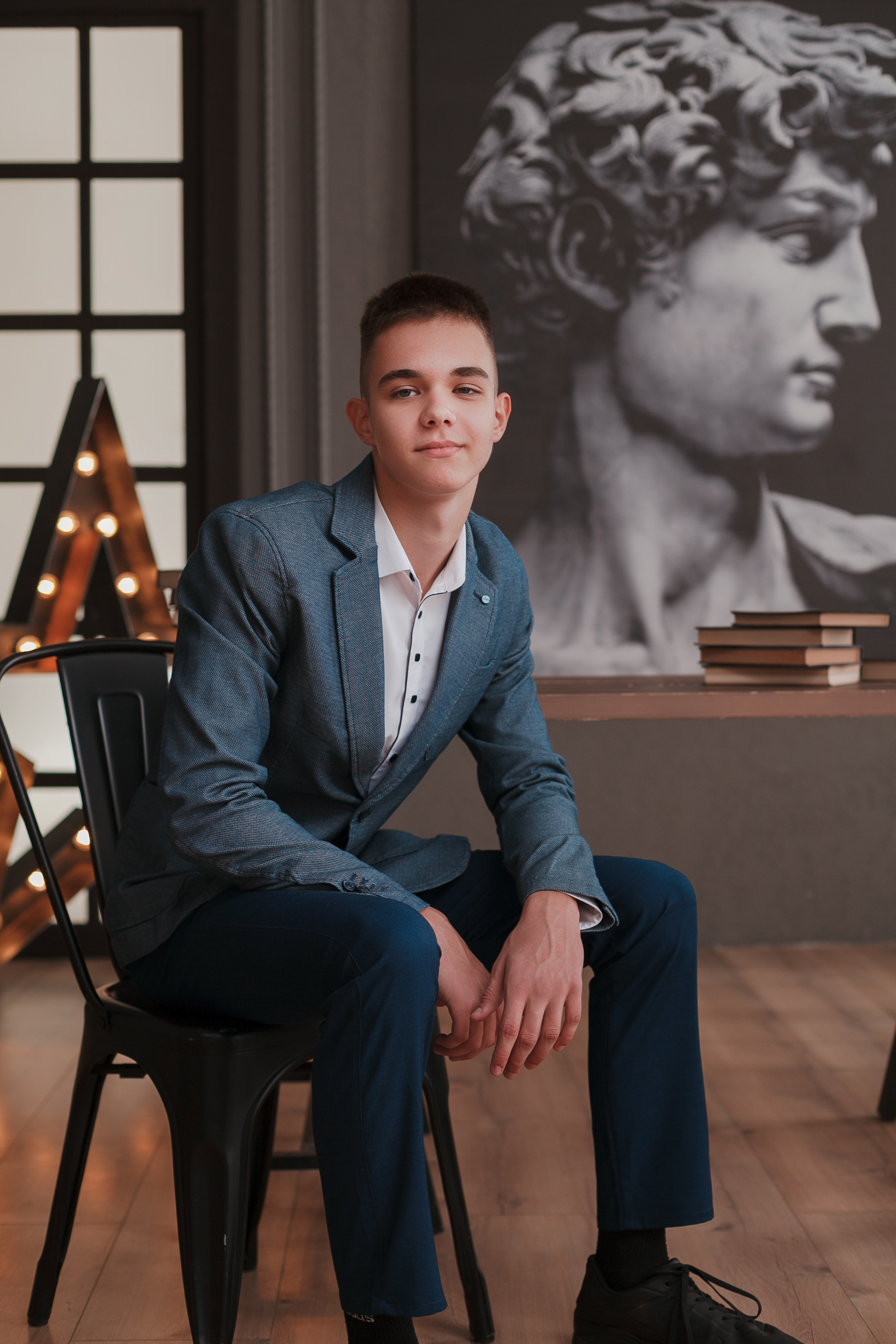 Фотосессия выпускников в студии. Ирина Коновалова школьный фотограф. Выпускные альбомы Ярославль