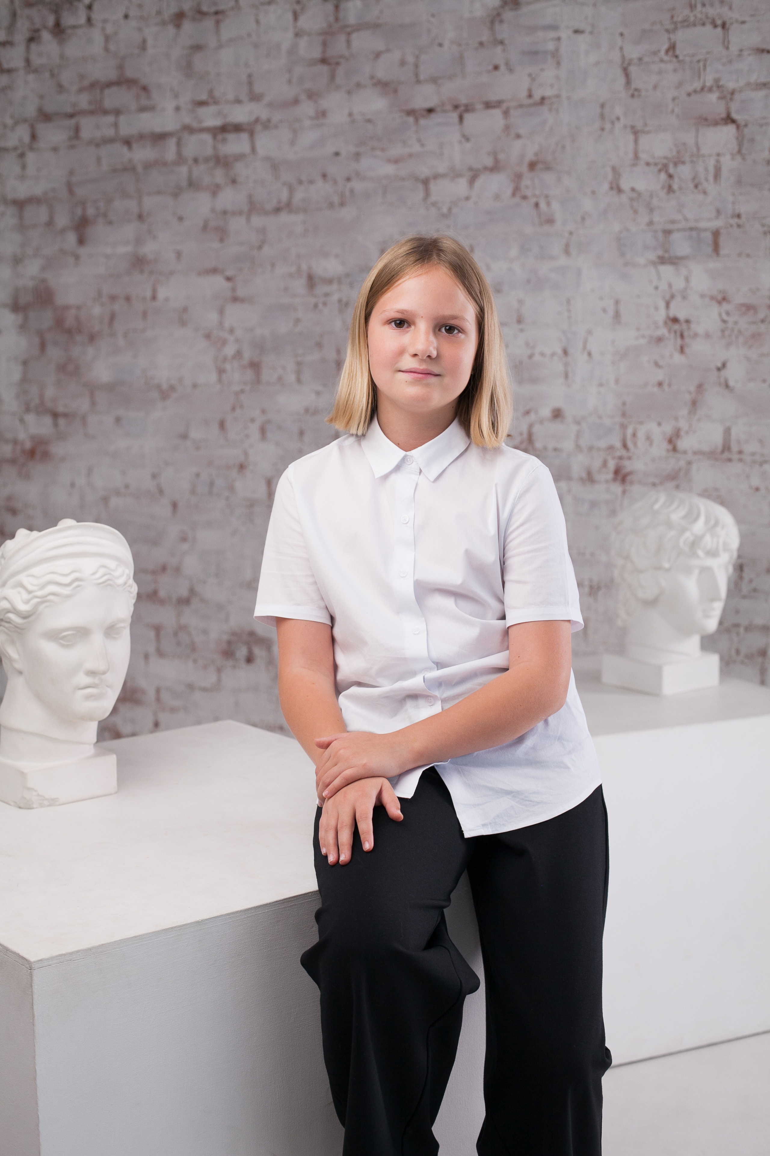 Выпускники 4 класса Ярославль. Ирина Коновалова школьный фотограф. Выпускные альбомы Ярославль