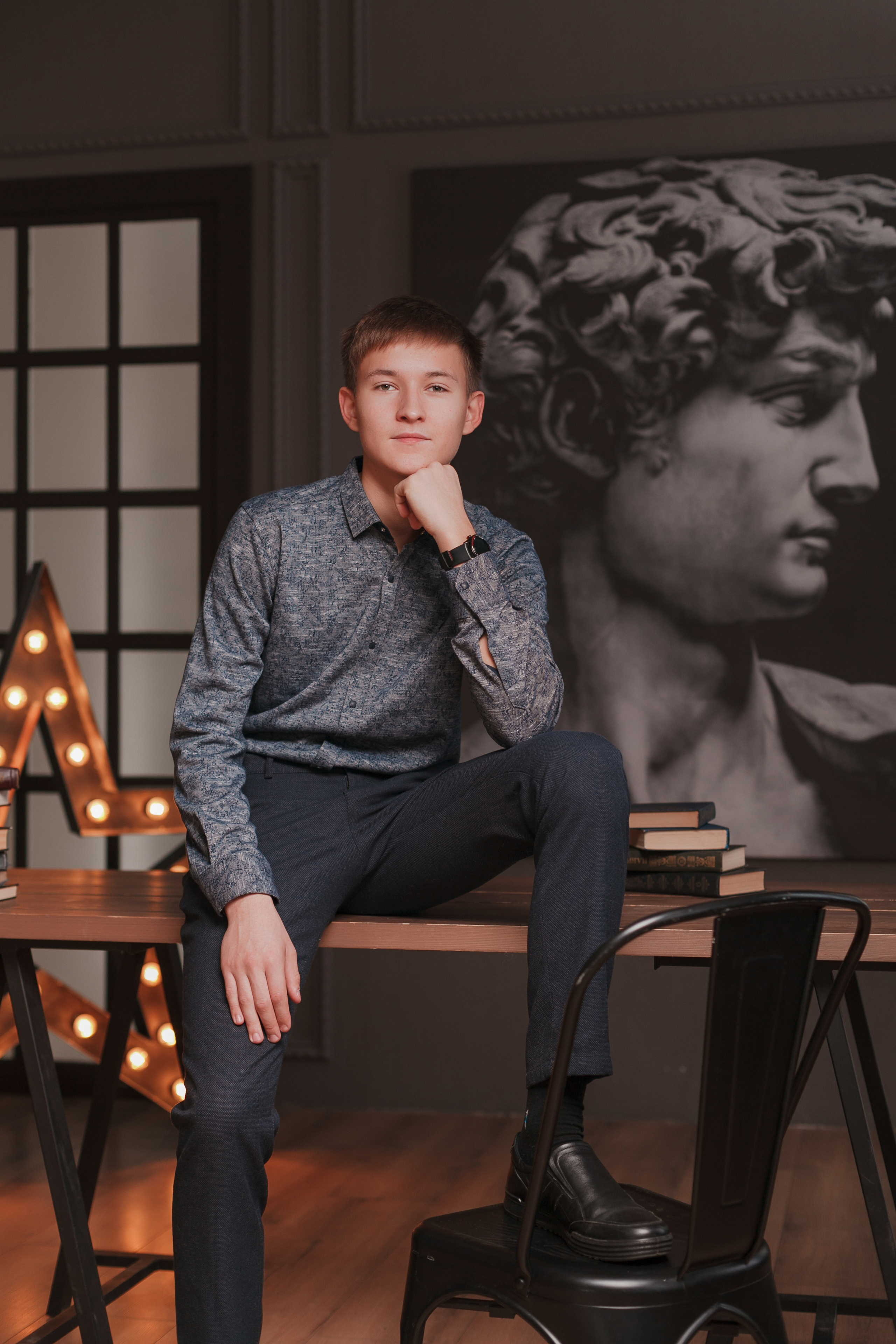 Фотосессия выпускников в студии. Ирина Коновалова школьный фотограф. Выпускные альбомы Ярославль