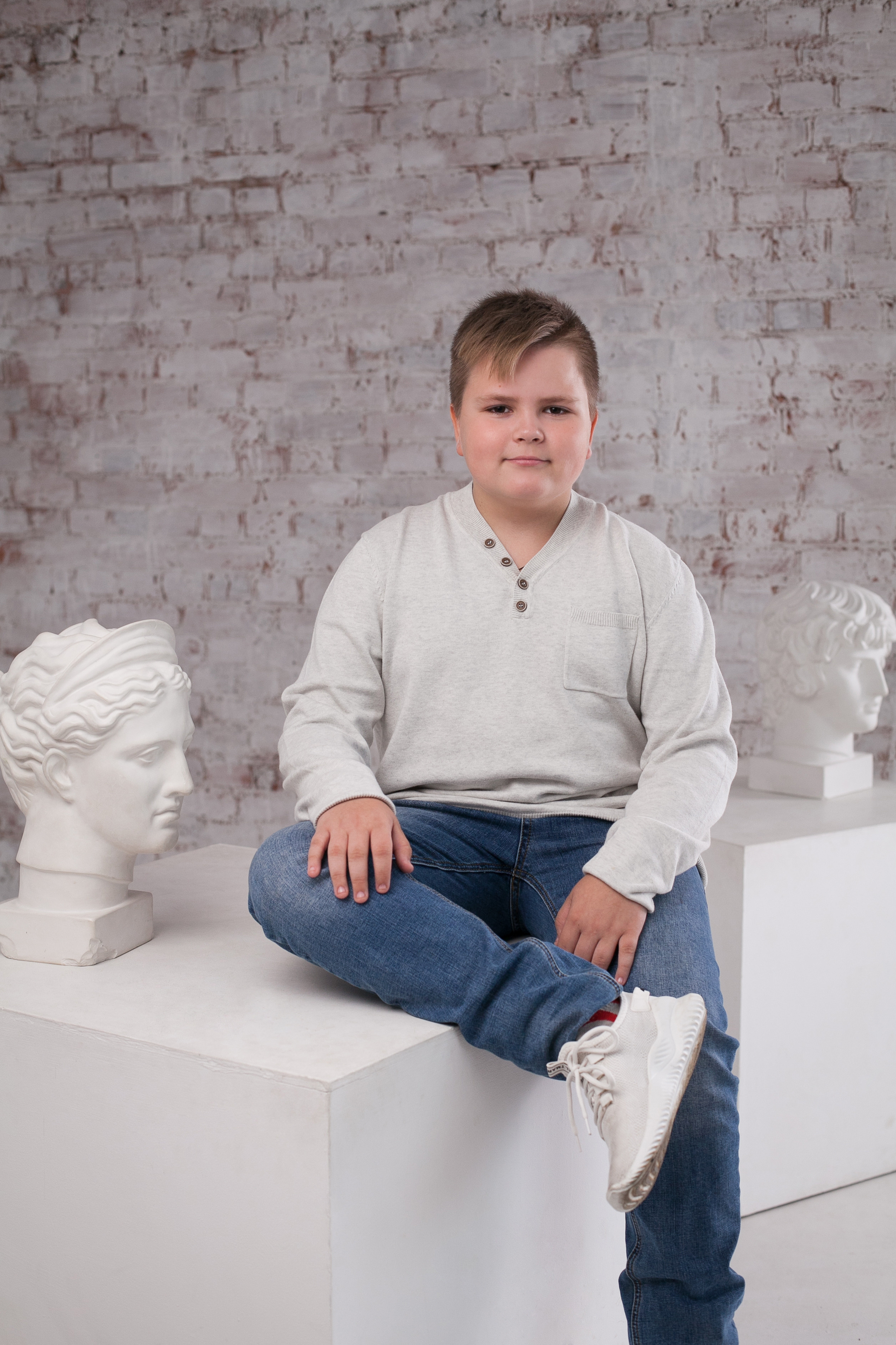 Выпускники 4 класса Ярославль. Ирина Коновалова школьный фотограф. Выпускные альбомы Ярославль