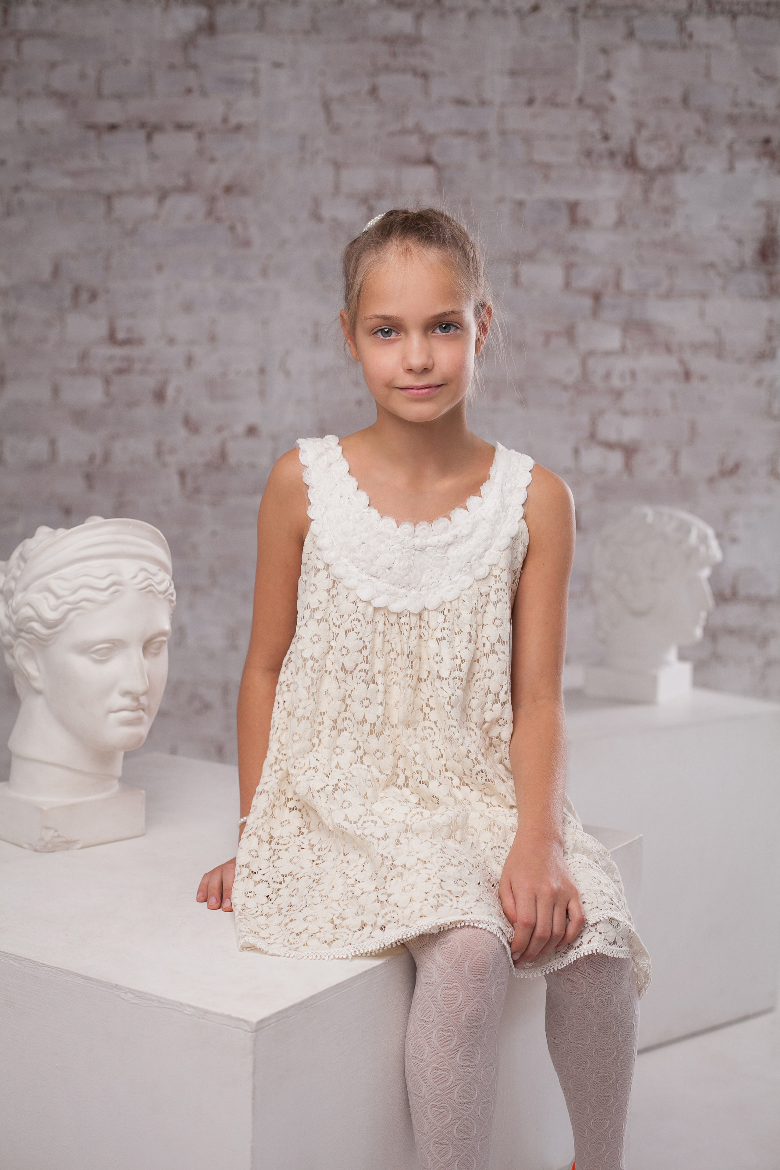 Выпускники 4 класса Ярославль. Ирина Коновалова школьный фотограф. Выпускные альбомы Ярославль