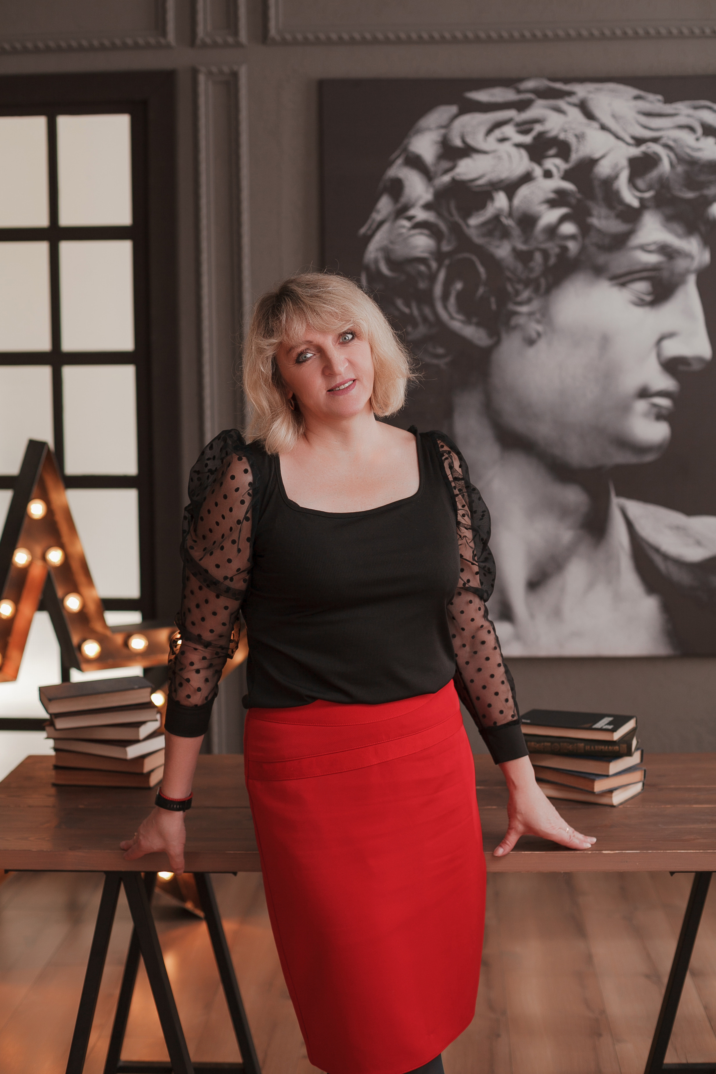 Фотосессия выпускников в студии. Ирина Коновалова школьный фотограф. Выпускные альбомы Ярославль