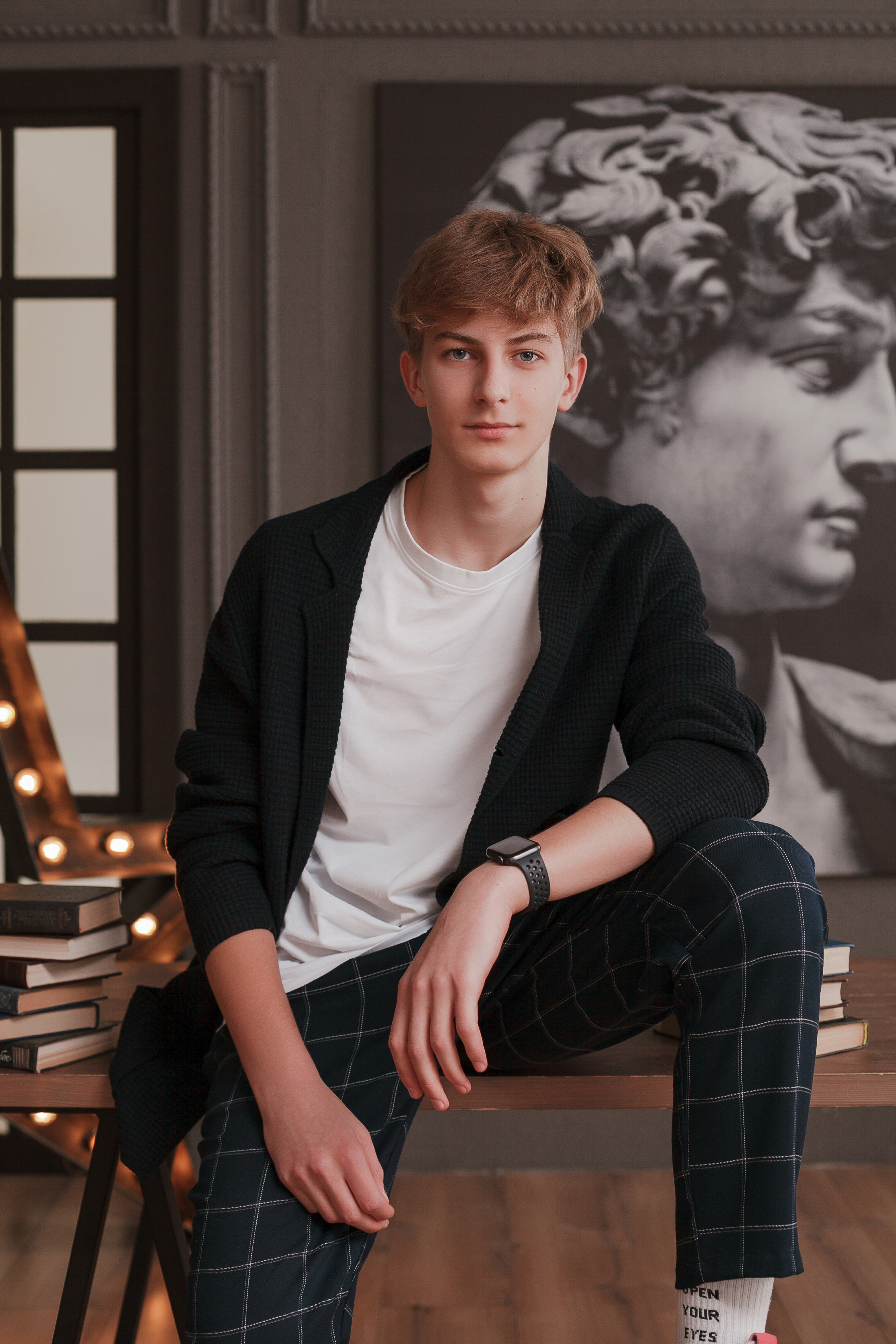 Фотосессия выпускников в студии. Ирина Коновалова школьный фотограф. Выпускные альбомы Ярославль