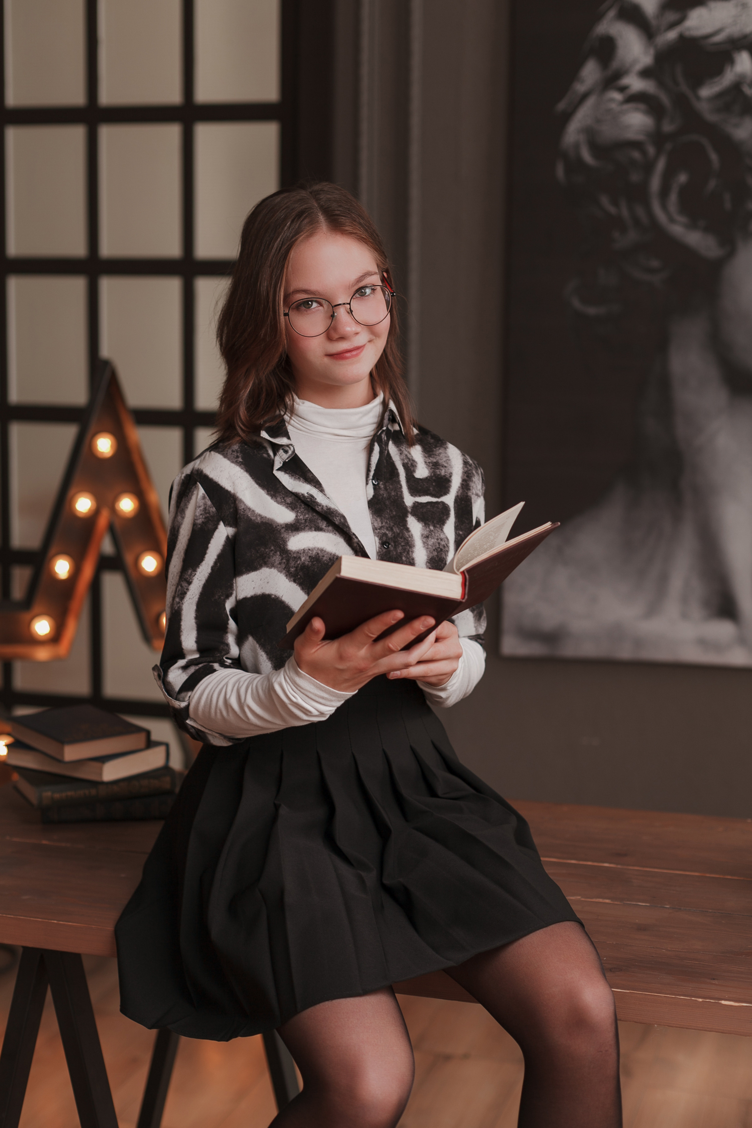 Фотосессия выпускников в студии. Ирина Коновалова школьный фотограф. Выпускные альбомы Ярославль