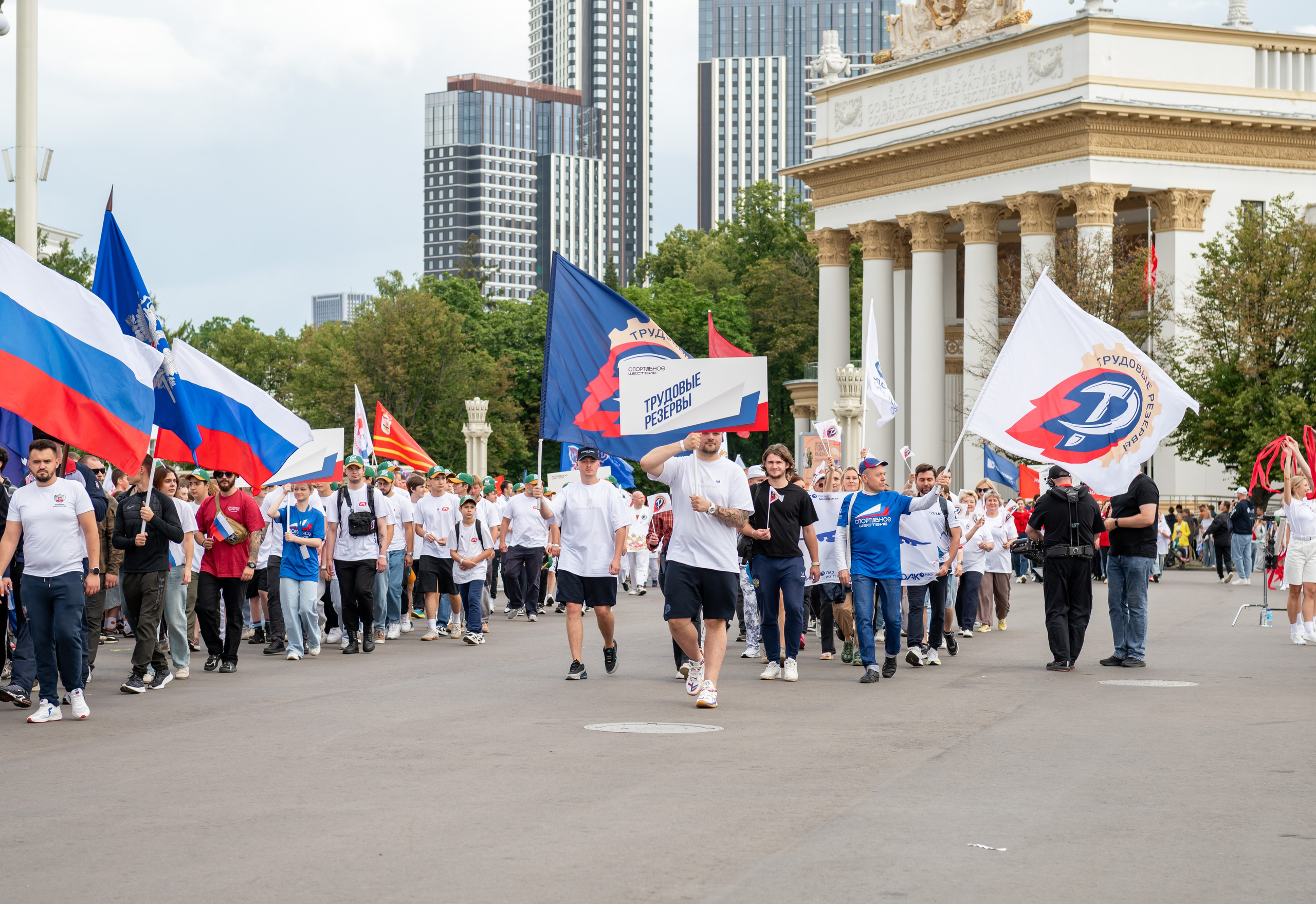 Спортивное шествие посвященное Дню физкультурника!. Детский и семейный фотограф г. Москва Оксана Катаджи
