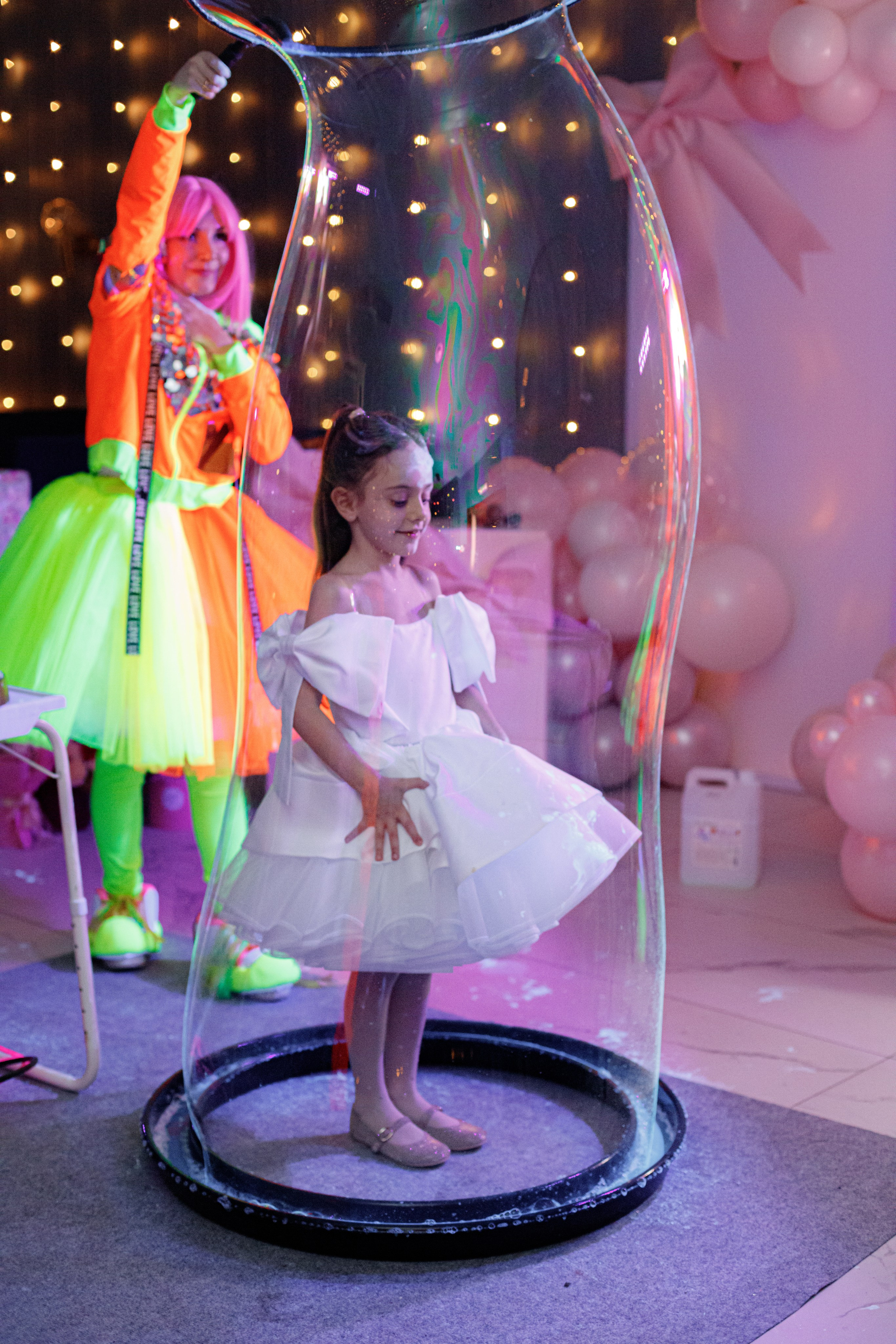 ASIA'S BIRTHDAY PARTY. Photokarish