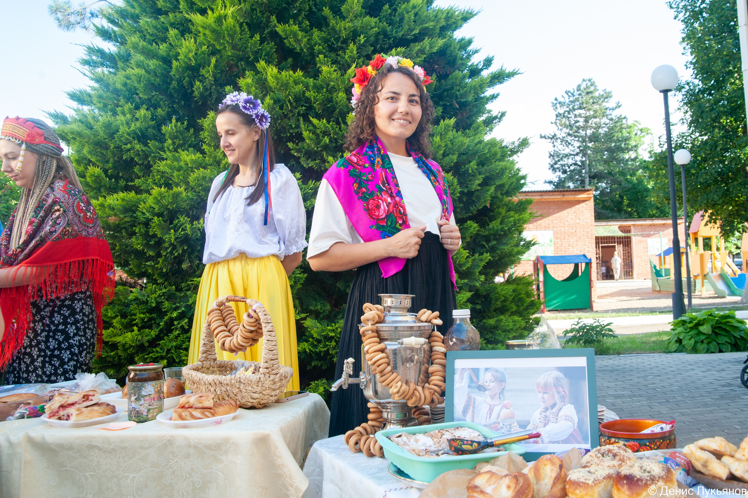 Ярмарка. Свадебный и семейный фотограф Денис Лукьянов в Краснодаре, Краснодарском крае и Республике Крым