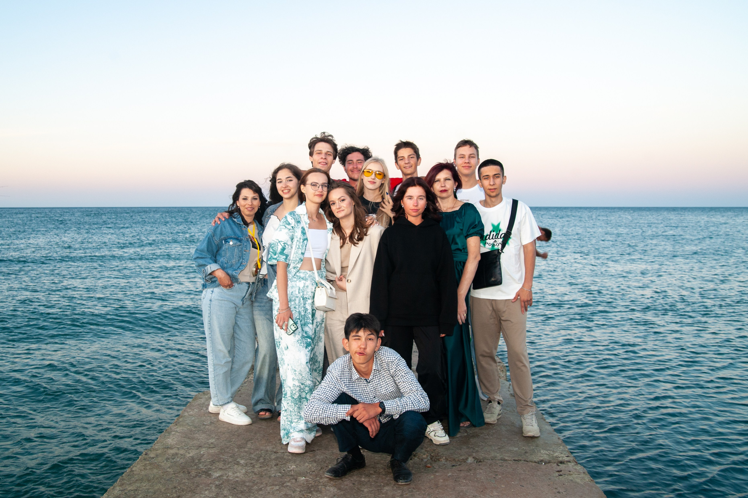 Выпускной МАОУ СОШ № 17 им. Эдуарда Есаяна. Свадебный и семейный фотограф Денис Лукьянов в Краснодаре, Краснодарском крае и Республике Крым