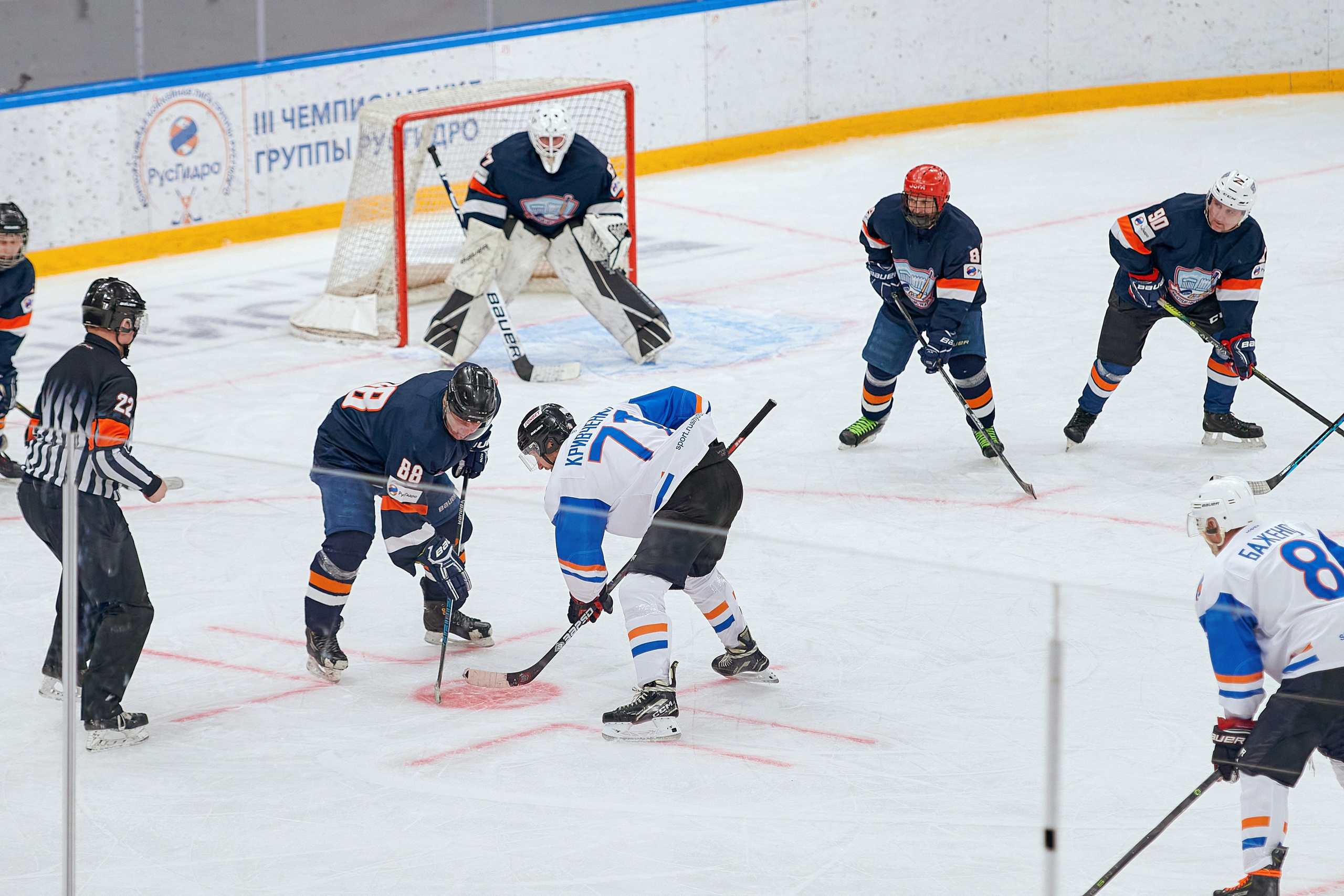 Портфолио репортажной фотосъёмки: Кристалл арена — Хоккей — РусГидро. Фотограф Яковлев Роман — Красноярск