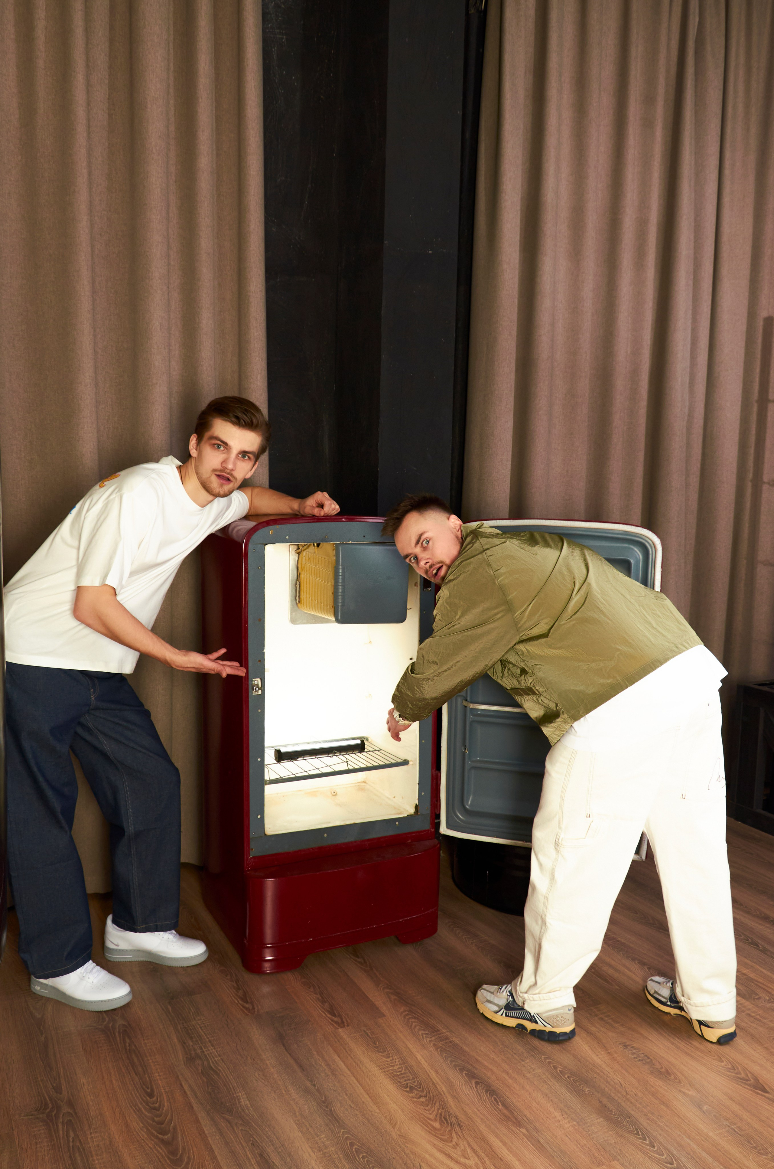 Ян. Главная