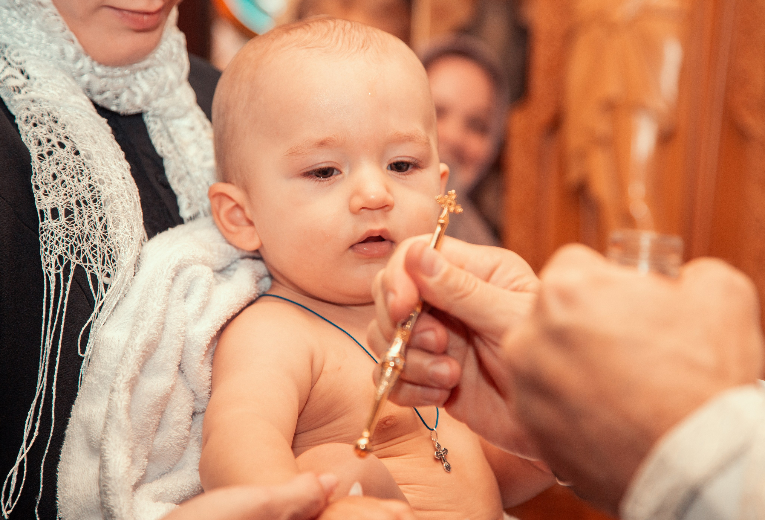 Таинство крещения в монастыре Солохаула. Семейный фотограф в Сочи, Лоо, Дагомысе, Вардане Кучумова Олеся