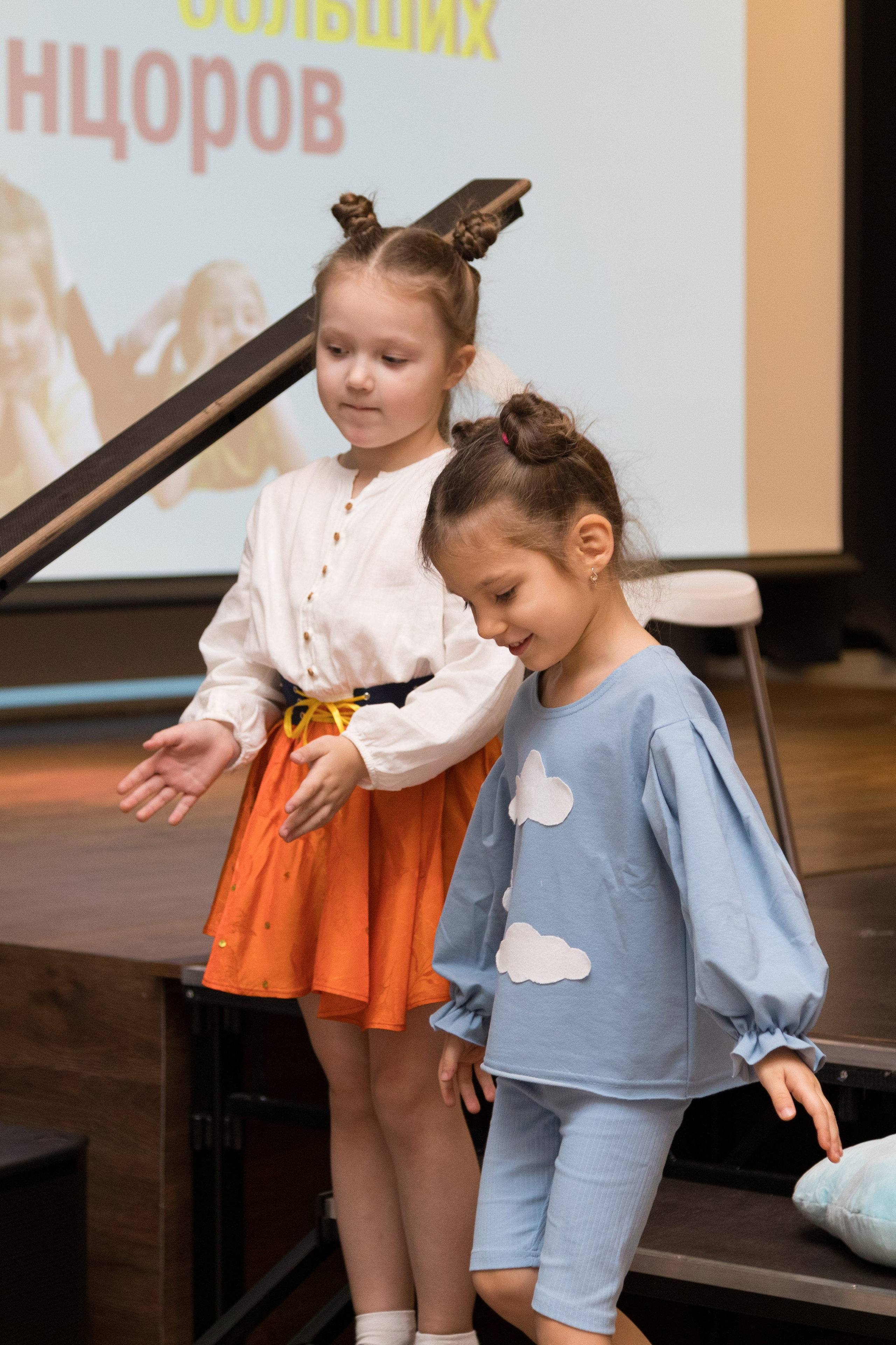 Отчетный концерт танцевального коллектива «ПЕТЕРБУРИКИ». Детский и контент фотограф Надя Волкова Санкт-Петербург