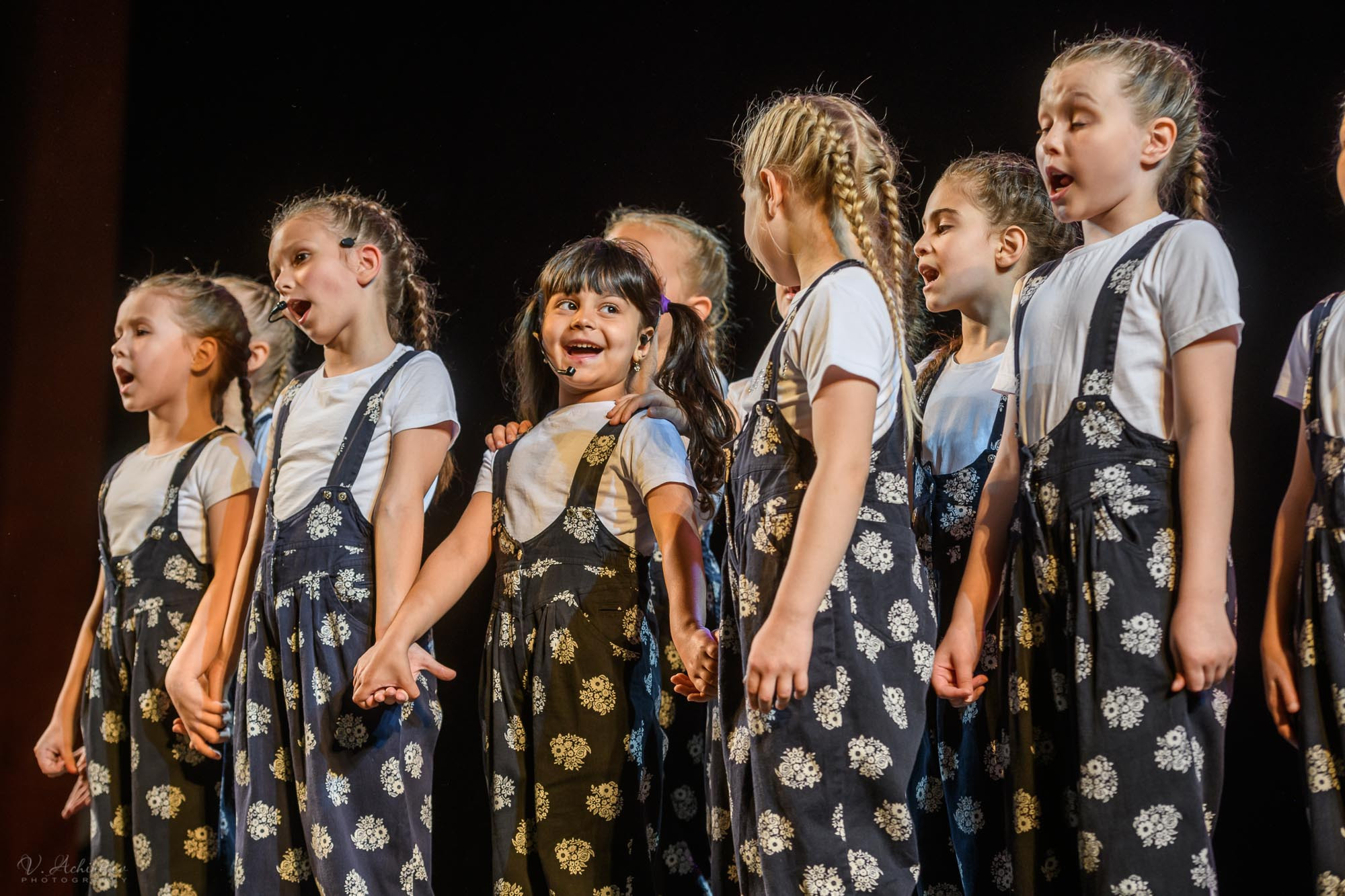 Концерт детского коллектива Сим Сим г. Сочи. Фотограф в Сочи Владимир Ачинцев