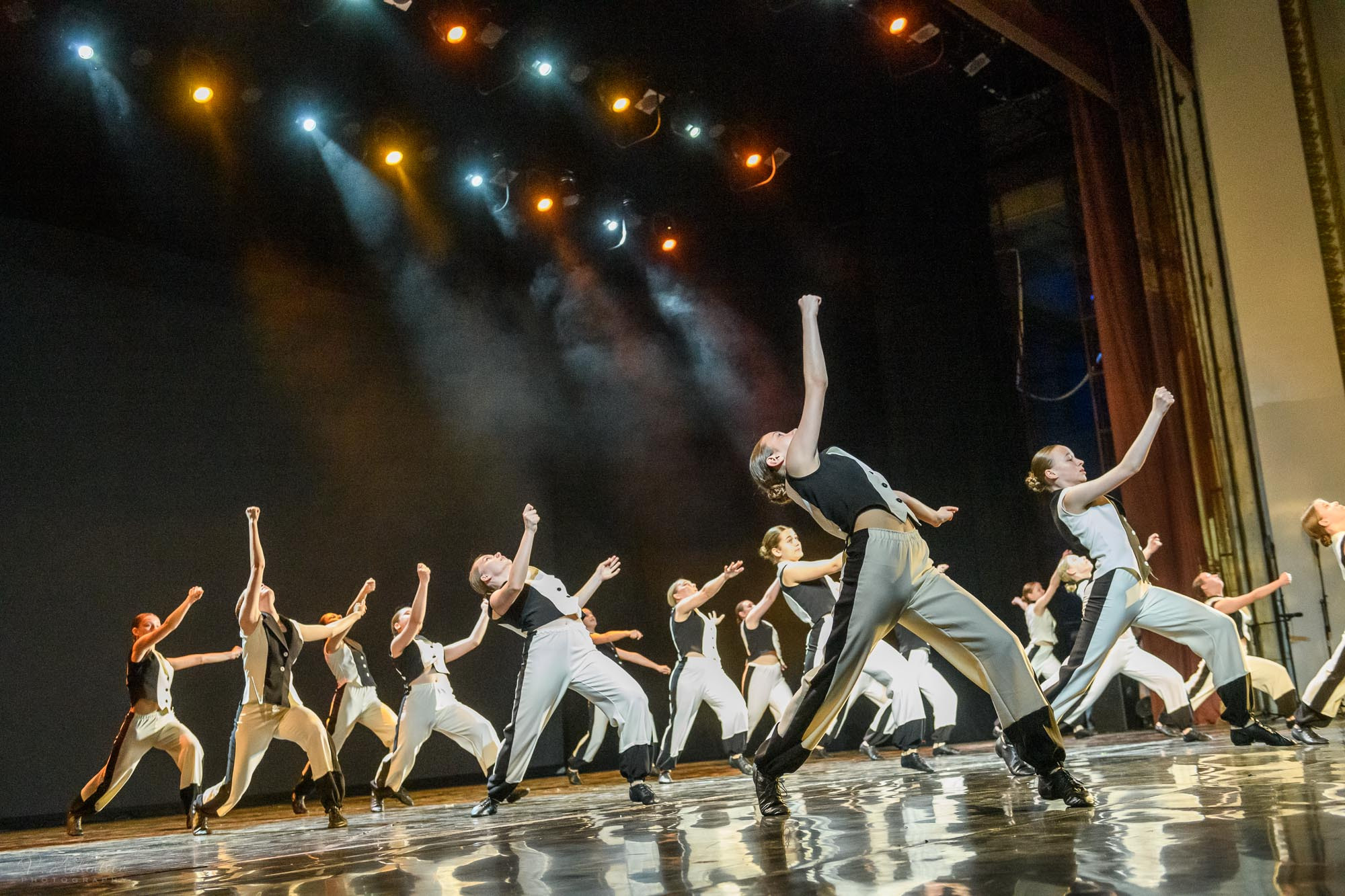 Концерт детского коллектива Сим Сим г. Сочи. Фотограф в Сочи Владимир Ачинцев