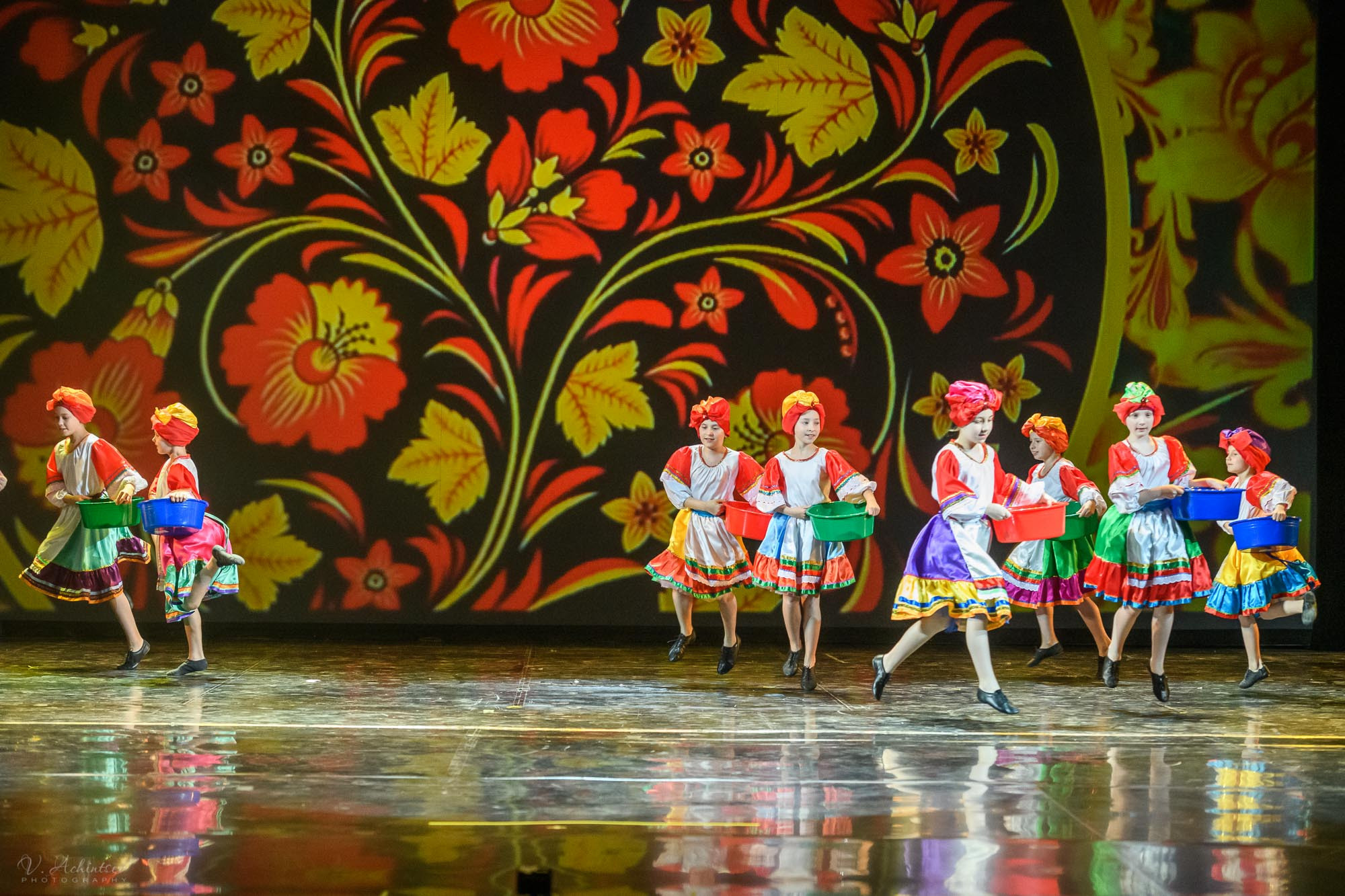 Концерт детского коллектива Сим Сим г. Сочи. Фотограф в Сочи Владимир Ачинцев