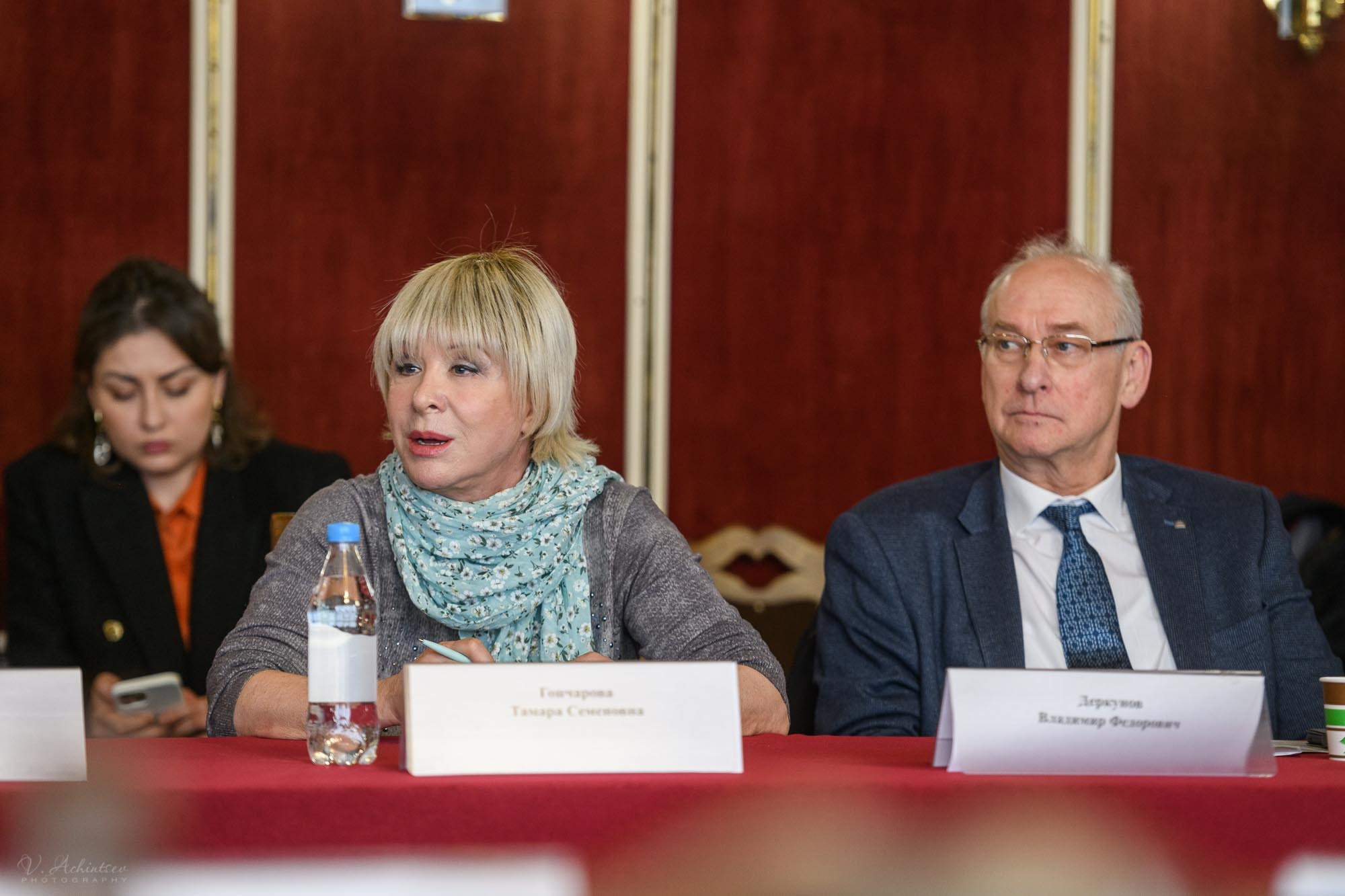 Круглый стол. Фотограф в Сочи Владимир Ачинцев