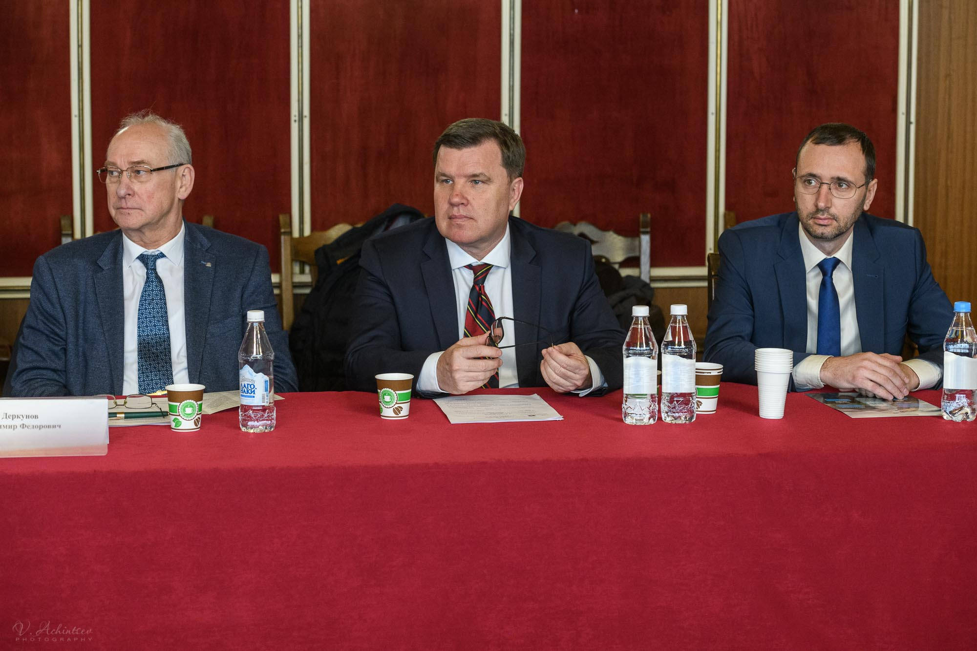 Круглый стол. Фотограф в Сочи Владимир Ачинцев