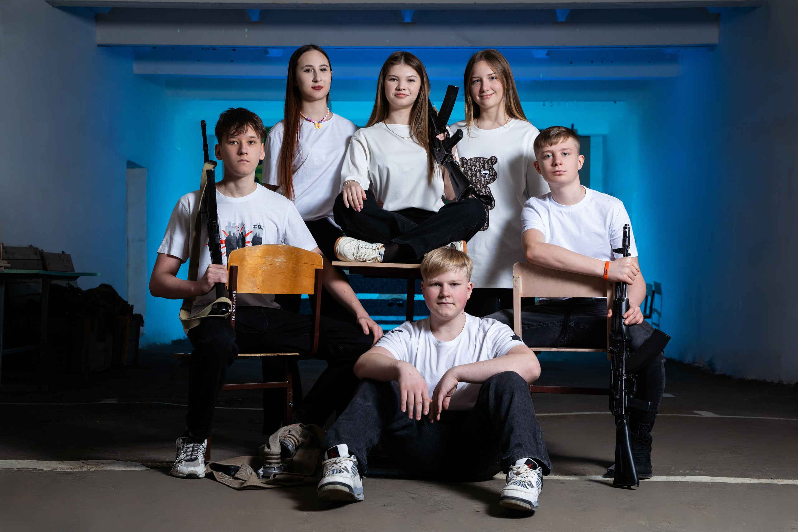 Выпускники портфолио. Выпускные альбомы Нижнекамск Набережные Челны Фотостудия Небо