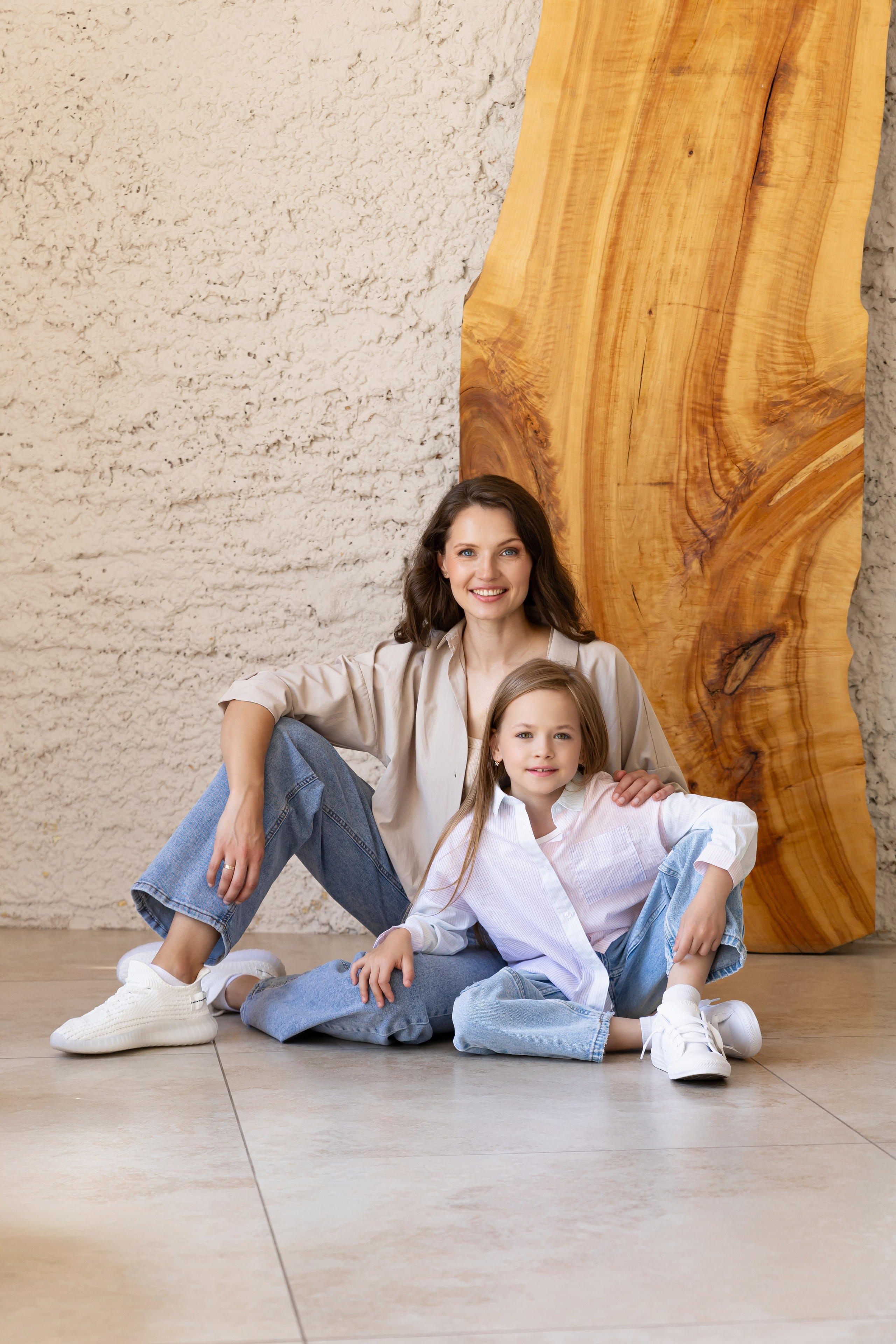 Эмоциональная и элегантная фотосессия мамы с дочками. Трубинова Екатерина | Семейный фотограф | Москва