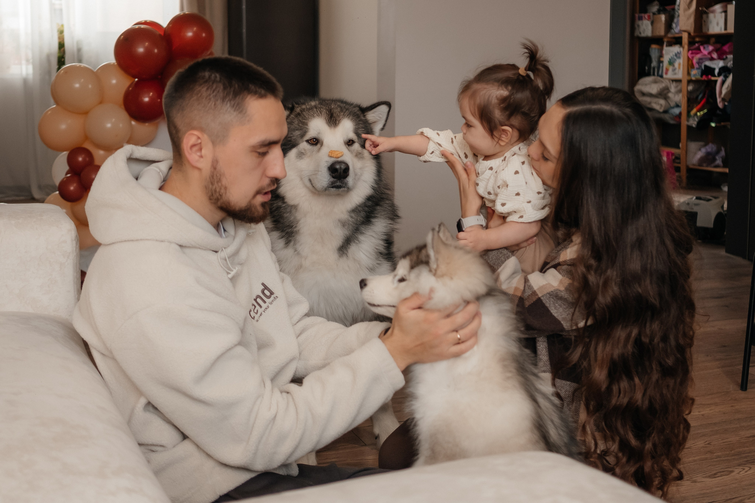 Катя, Саша и Еся | домашняя съемка. Фотограф в Новосибирске Диана Ильиных