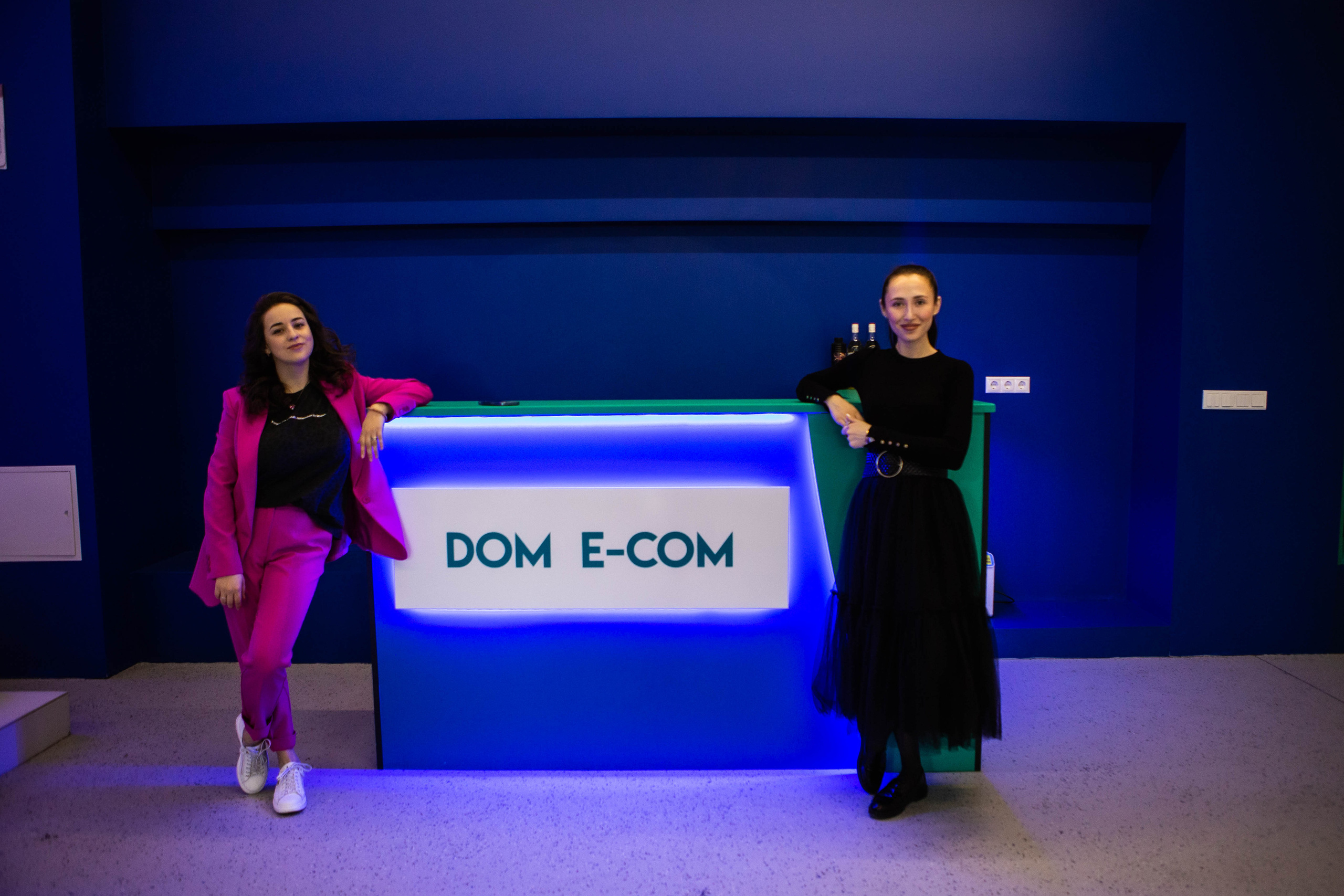 NEON | MATES CLUB NETWORKING. Фотограф Абакумова Анастасия