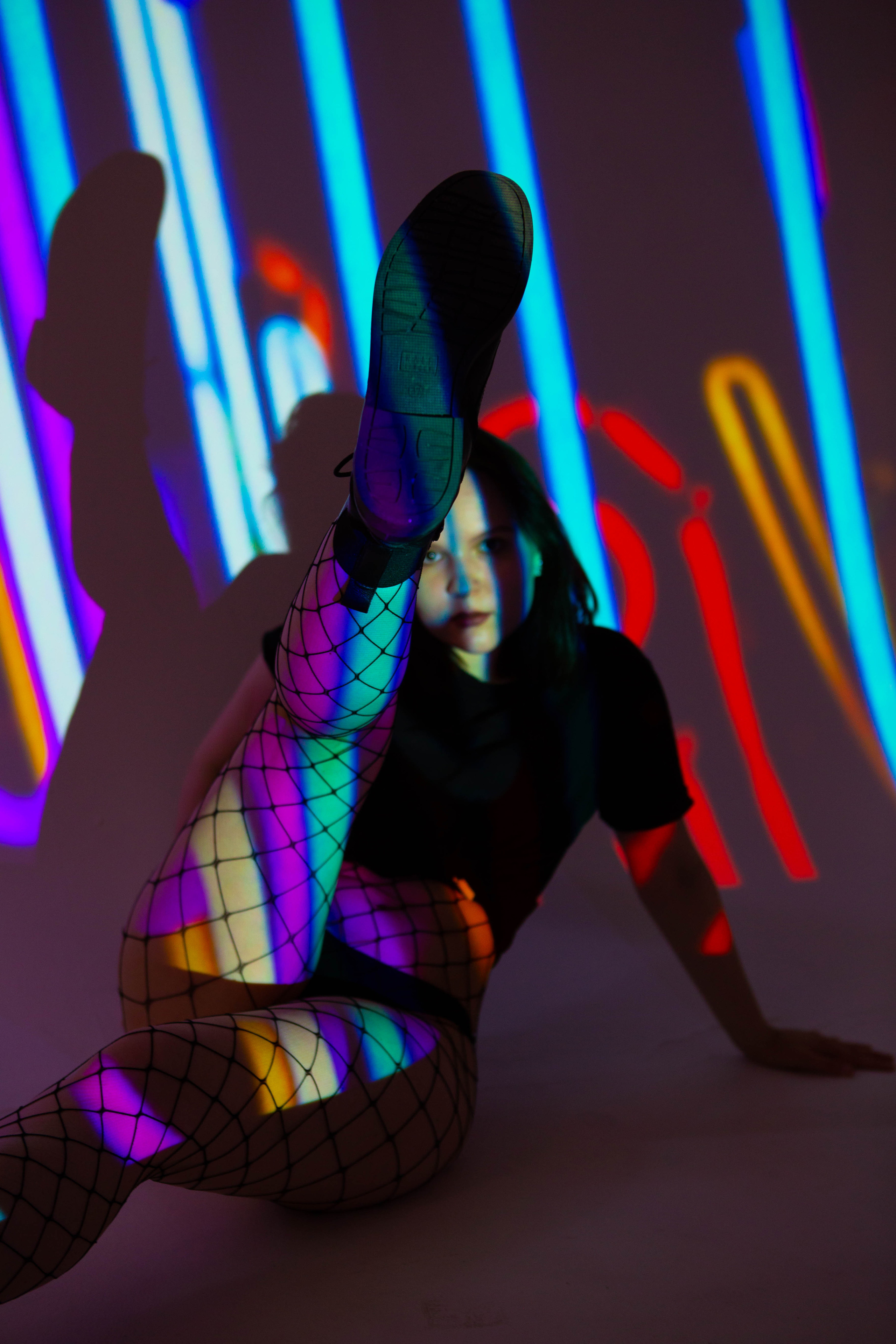 NEON PROJECTOR |KATE. Фотограф Абакумова Анастасия