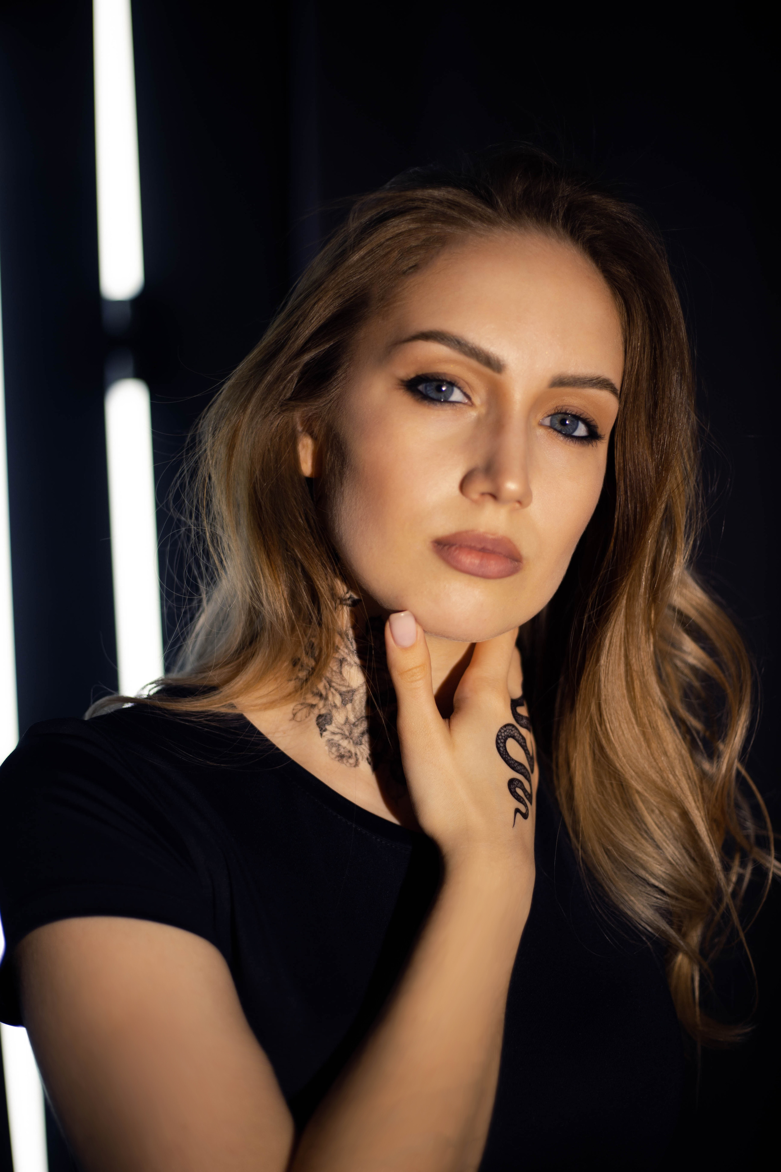 NEON | LIZA. Фотограф Абакумова Анастасия