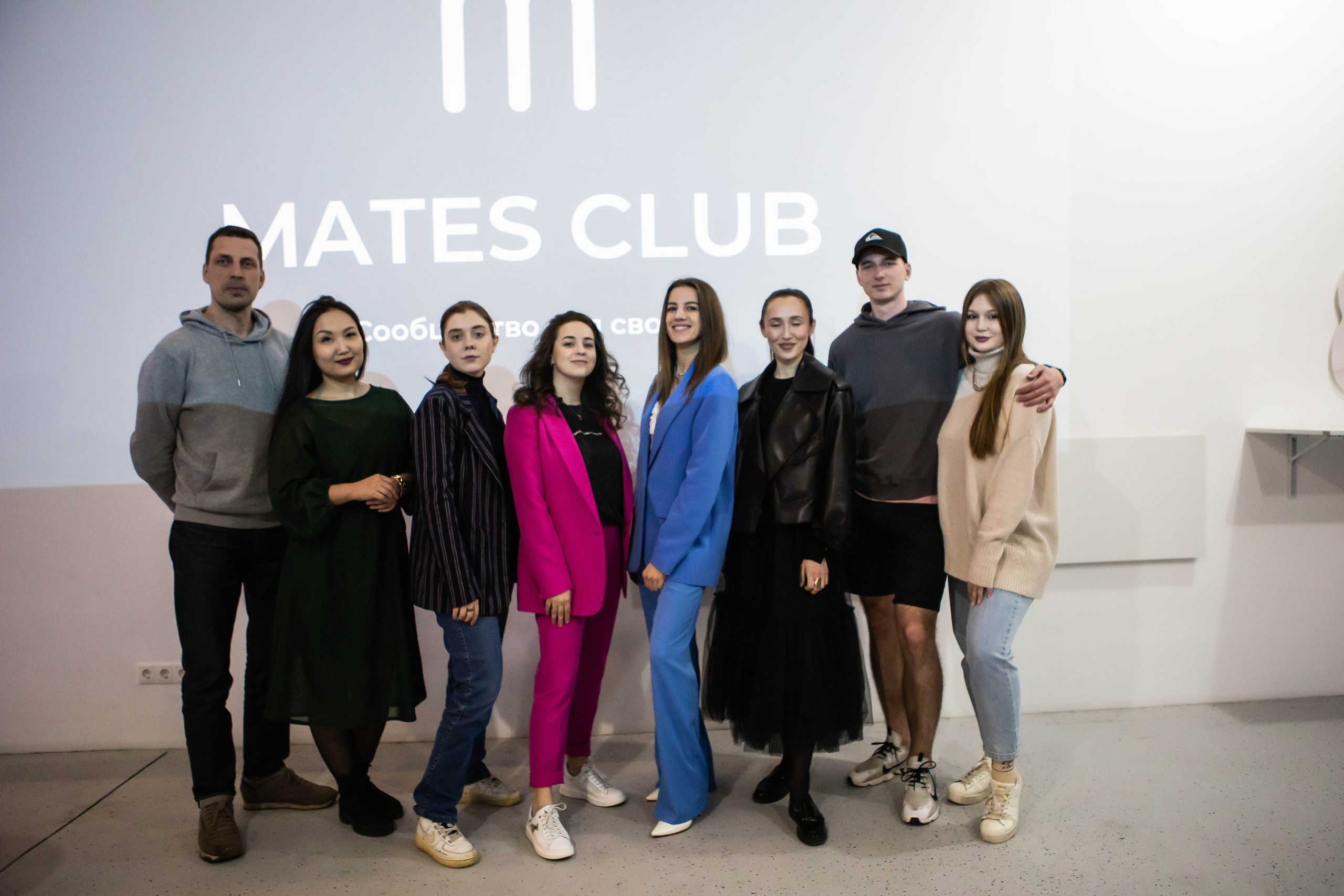 NEON | MATES CLUB NETWORKING. Фотограф Абакумова Анастасия