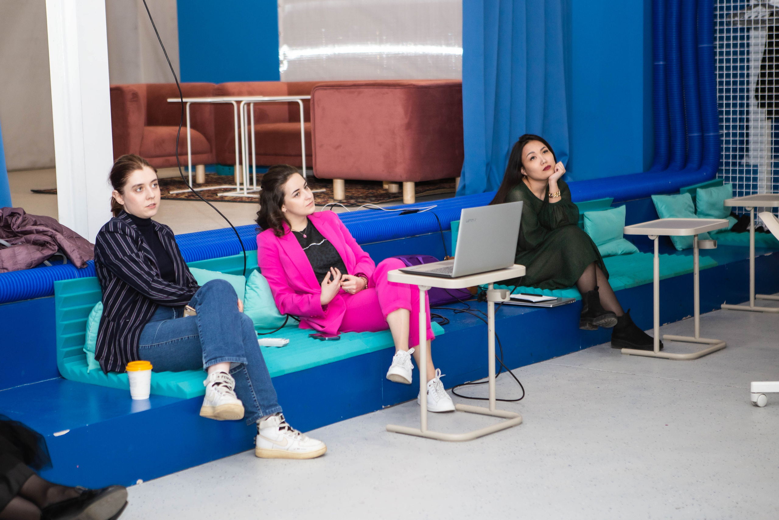 NEON | MATES CLUB NETWORKING. Фотограф Абакумова Анастасия