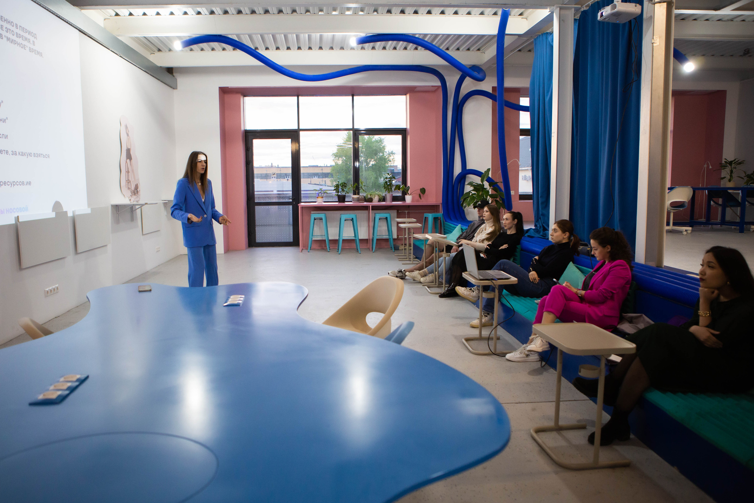 NEON | MATES CLUB NETWORKING. Фотограф Абакумова Анастасия