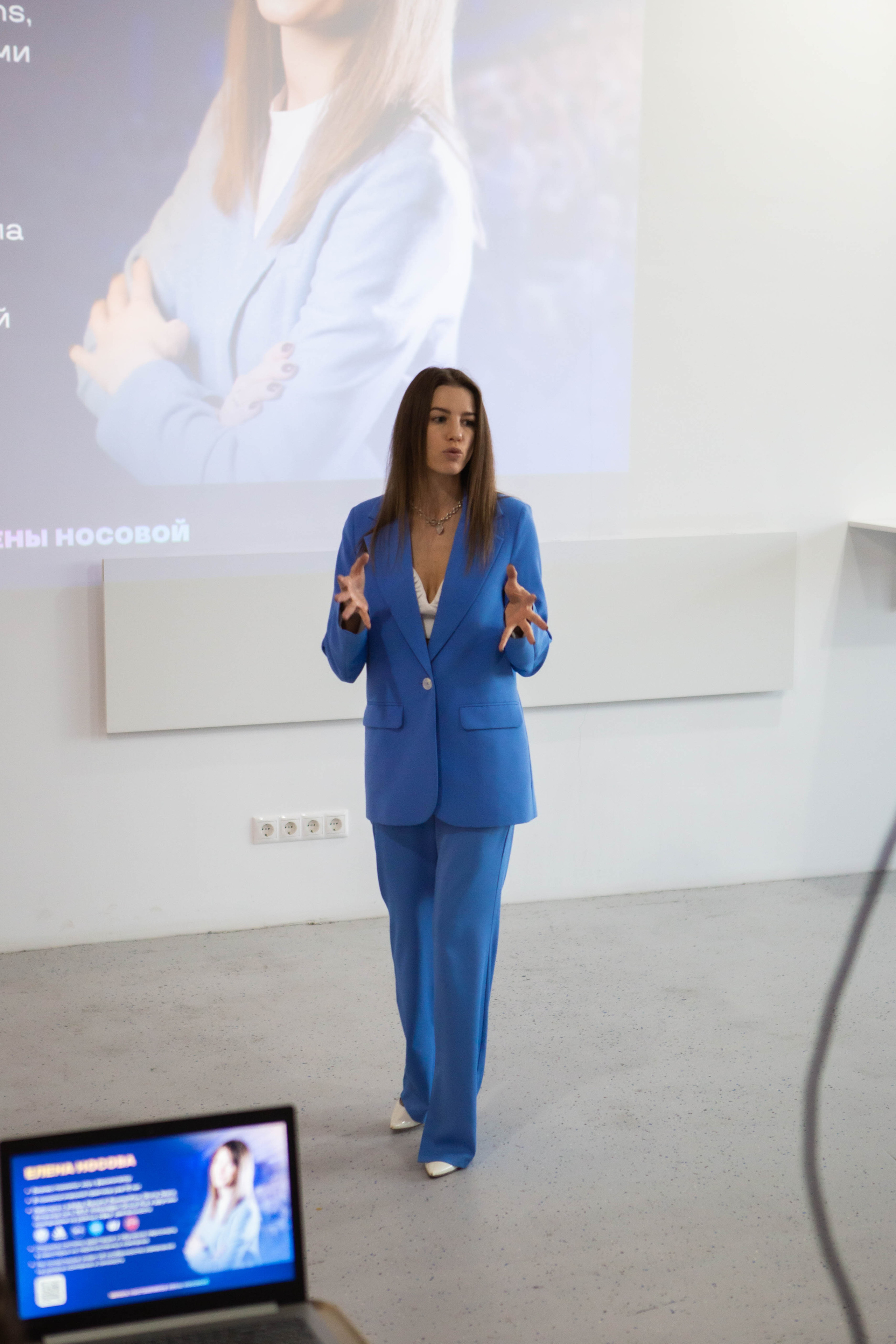 NEON | MATES CLUB NETWORKING. Фотограф Абакумова Анастасия